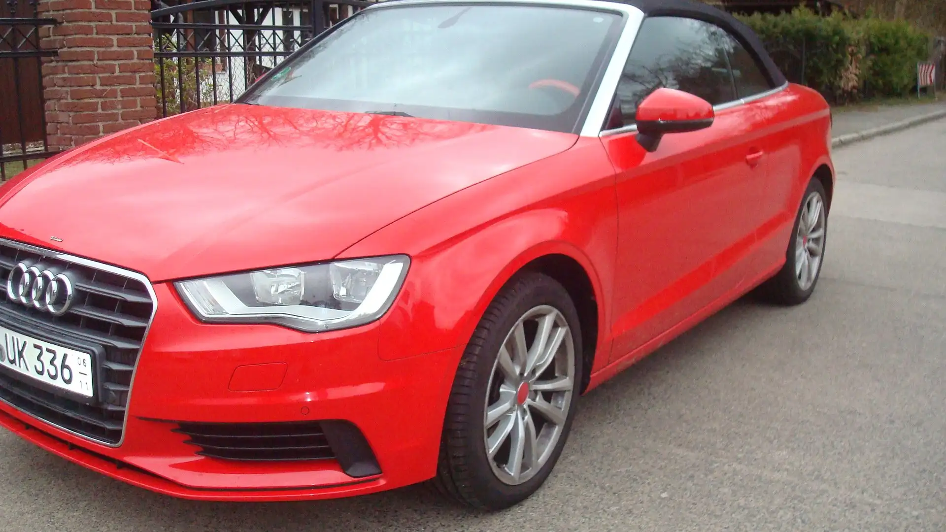 Audi A3 A3 1.4 TFSI cylinder on demand ultra Cab. S tronic Rot - 1