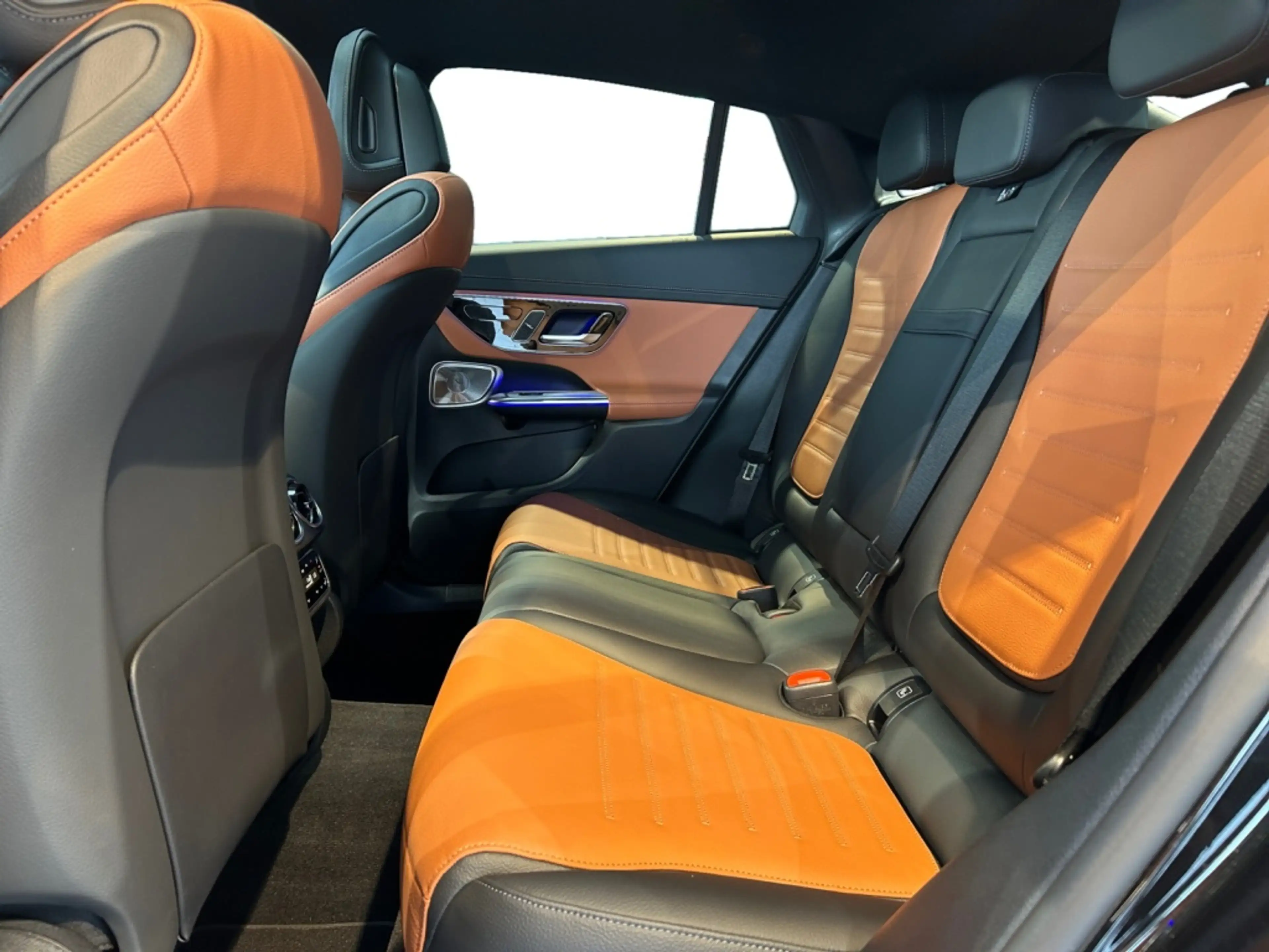 Mercedes-Benz GLC 450 d 4MATIC Coupe AMG+ILS+MBUX+Burm+Night — photo 12