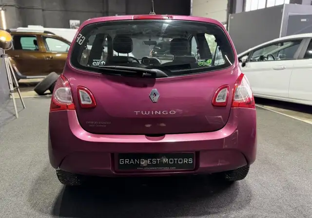 Renault Twingo view 3