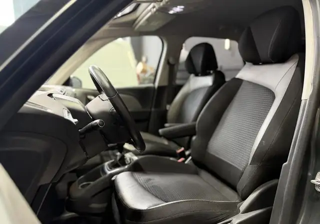 Renault Twingo view 4