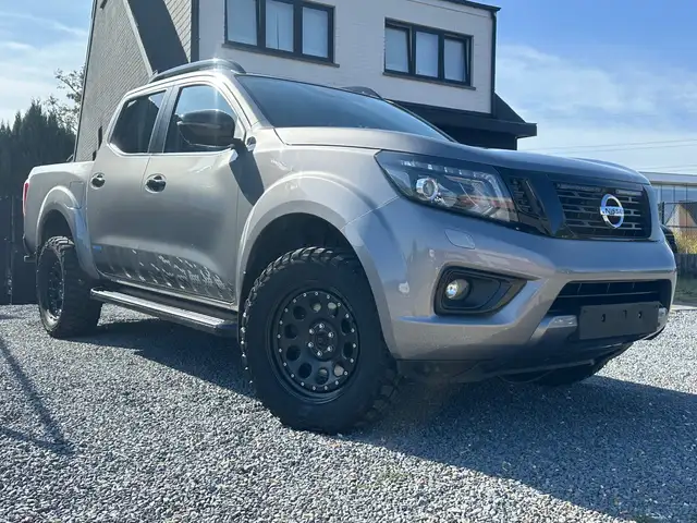 Nissan Navara Navara 2.3 dCi 4WD New N-Guard
