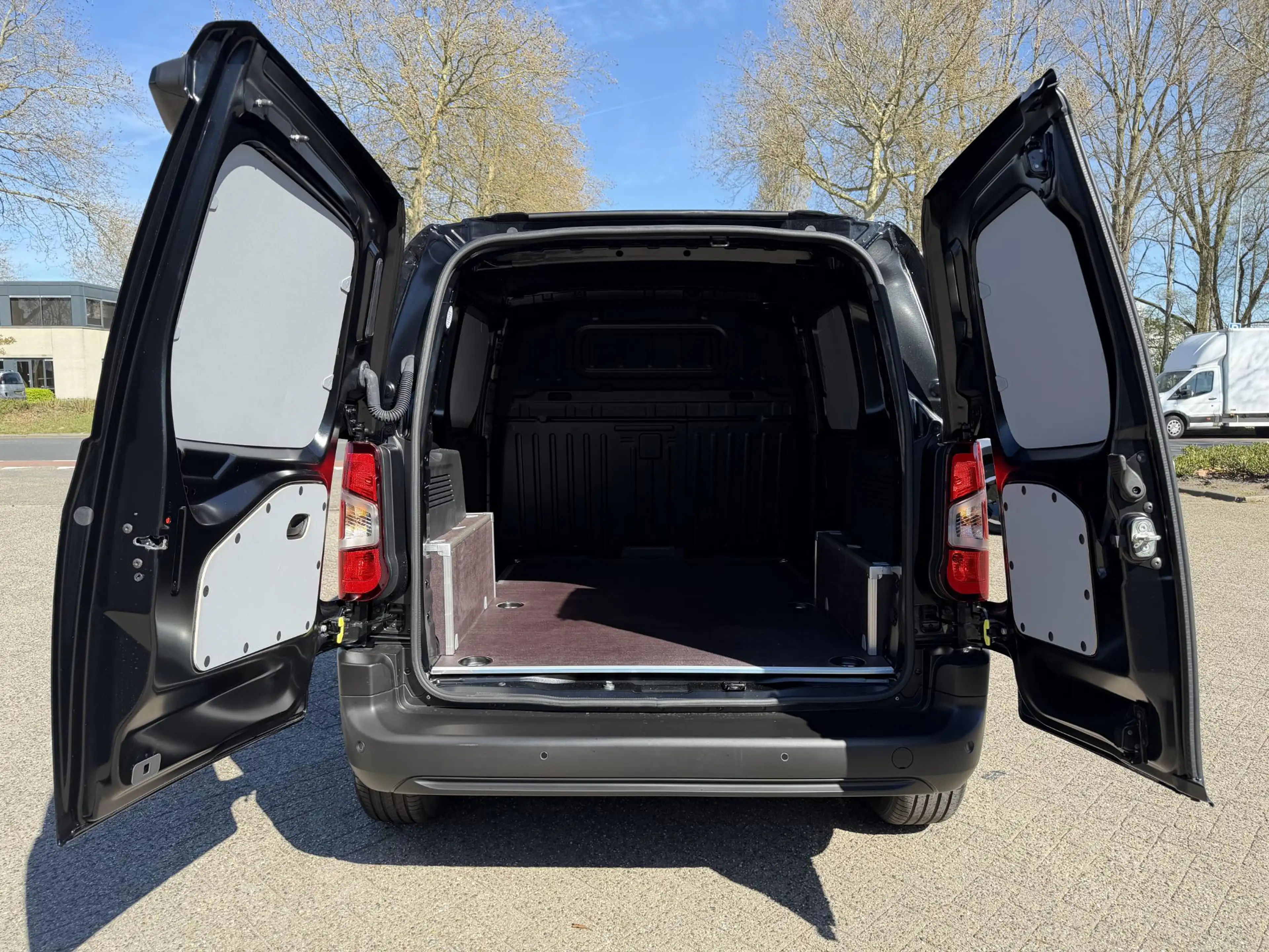 Opel Combo-e Electric L1 50kWh 136pk | ACTIE | 0% financial lea — photo 13