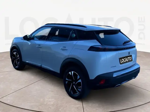Peugeot 2008 view 5