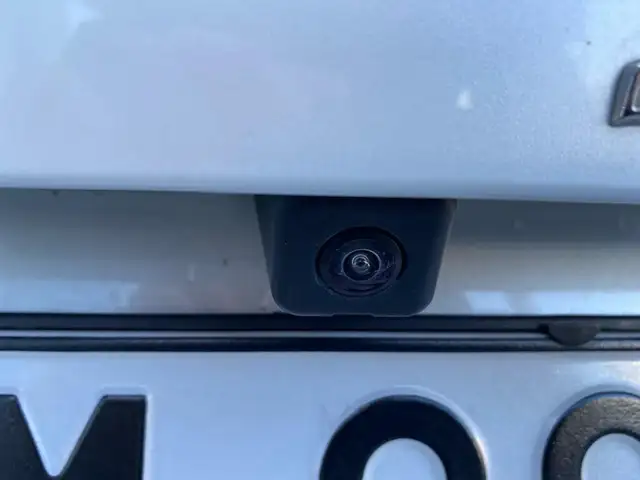 Peugeot 2008 view 10