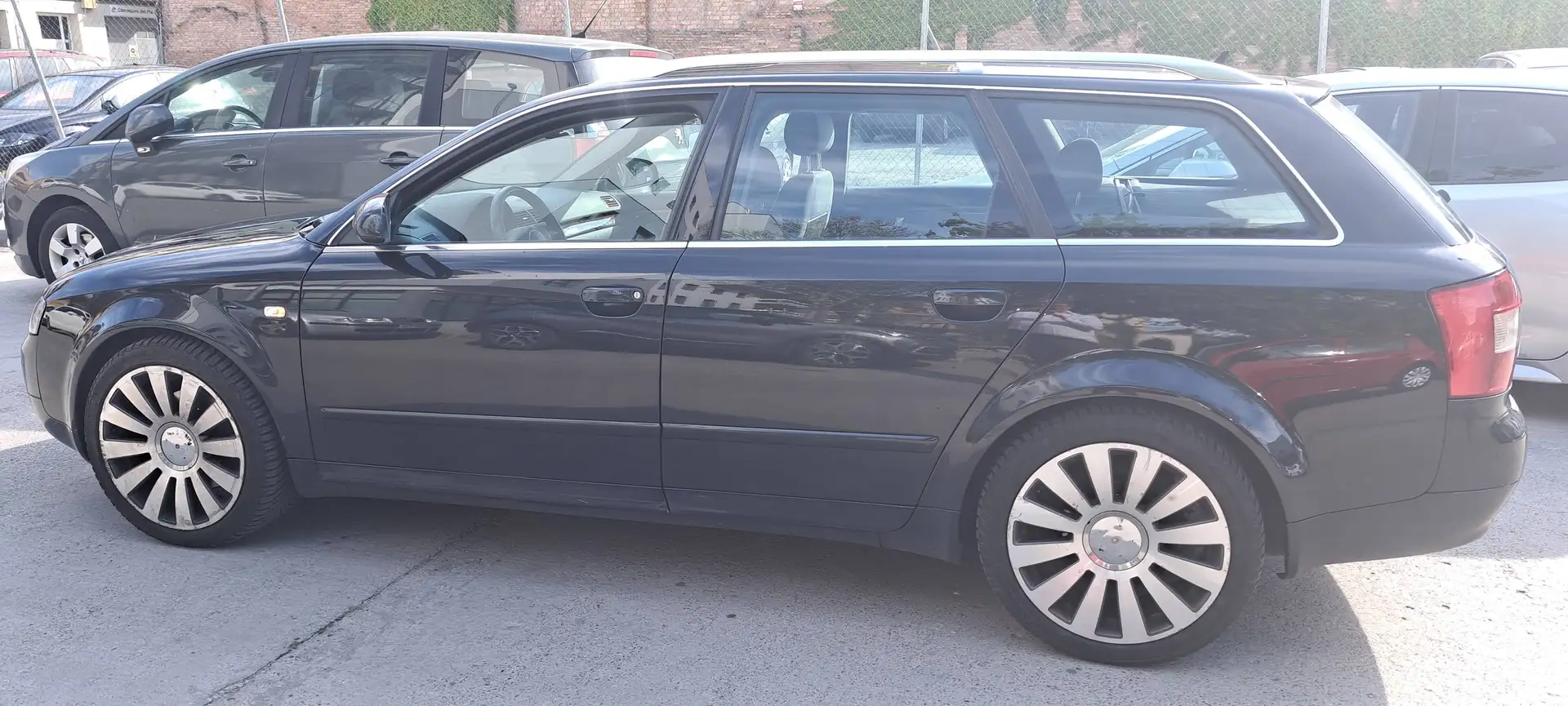 Audi A4 A4 Avant 2.5TDI quattro Tiptronic 180 Negro - 1