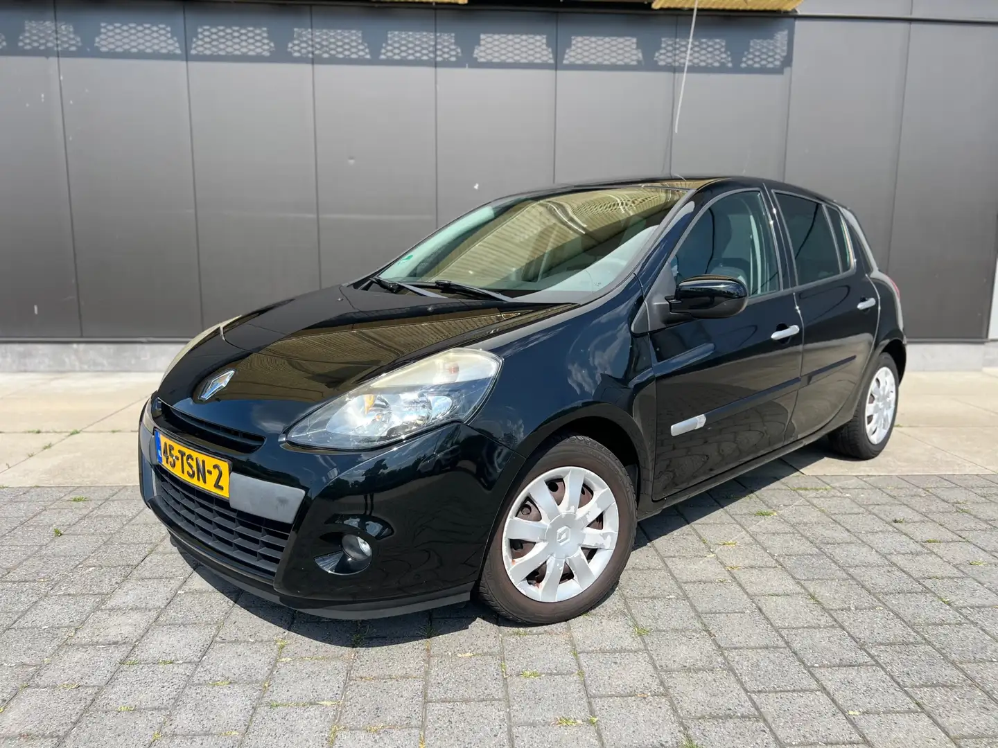 Renault Clio 1.5 dCi Authentique|Airco|Navi|Cruise|5-deurs Zwart - 2