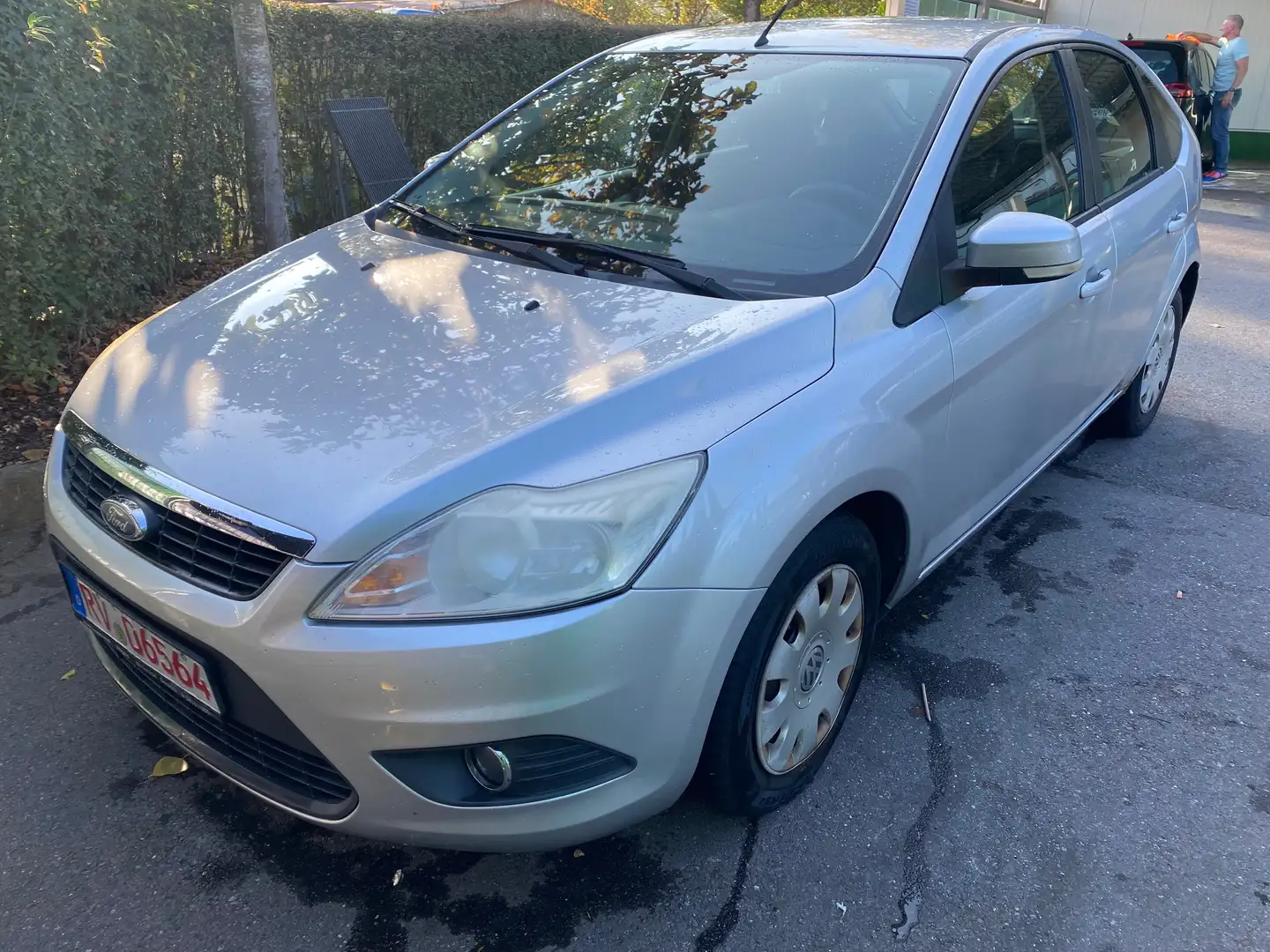 Ford Focus Focus Fließheck 5-Türer 1.6 16V Ambiente - 1