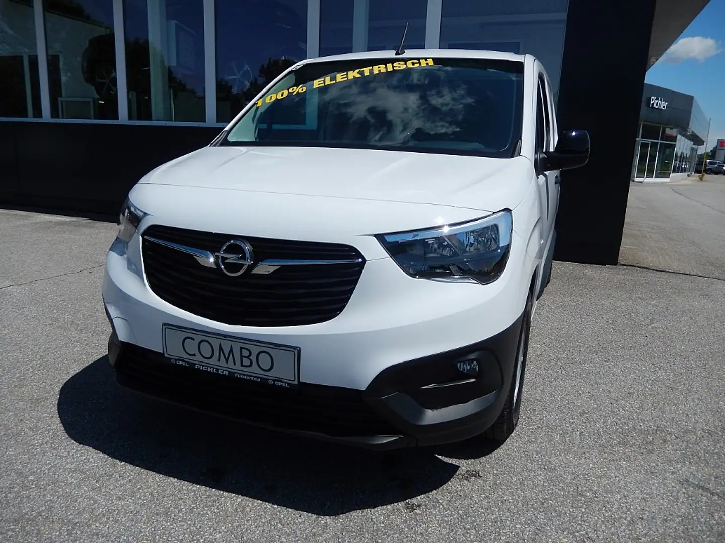 Opel Combo Combo -e  Elektro L 50kWh Weiß - 1