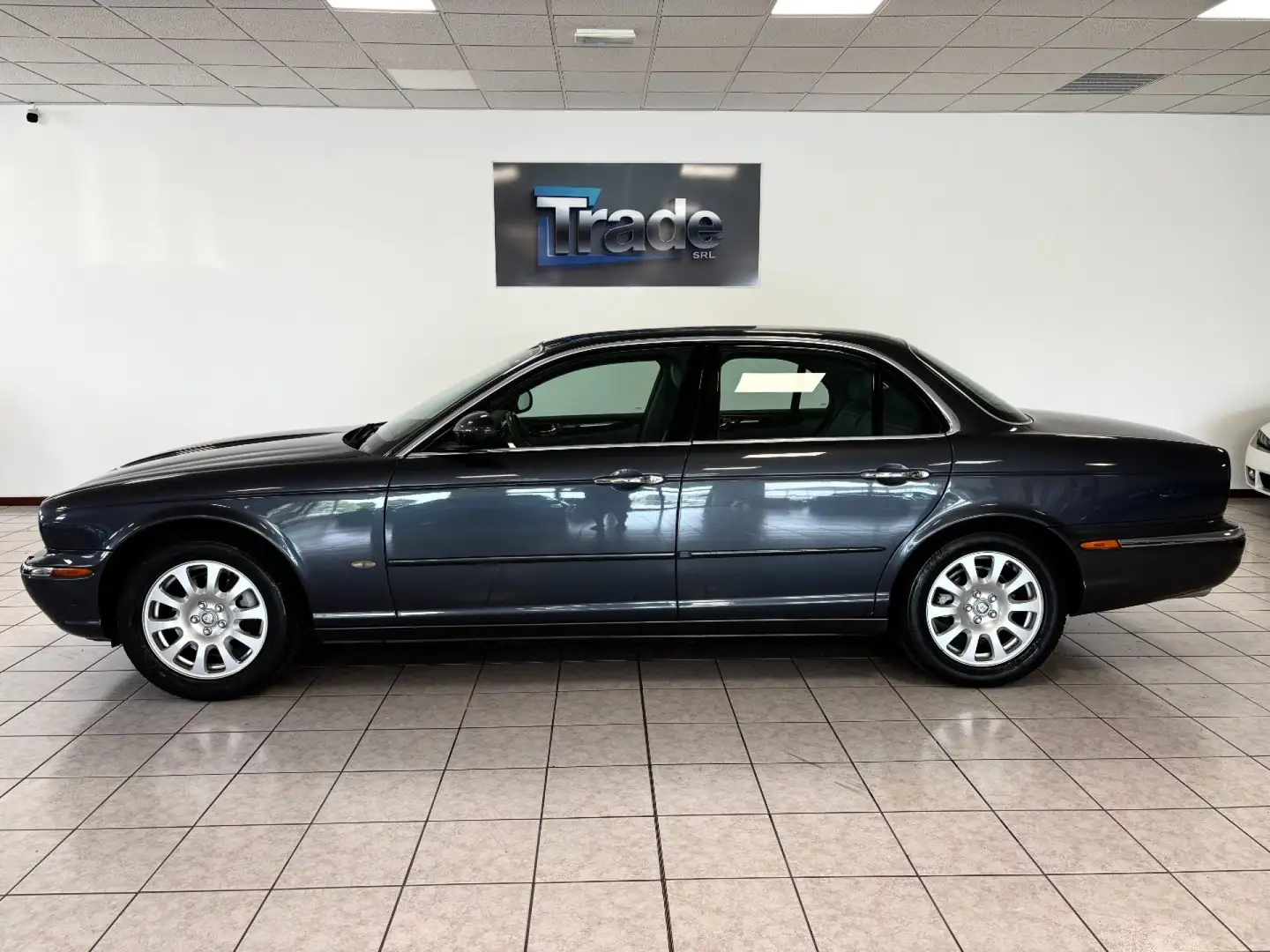 Jaguar XJ6 XJ6 3.0 V6 iscrivibile ASI Grau - 1