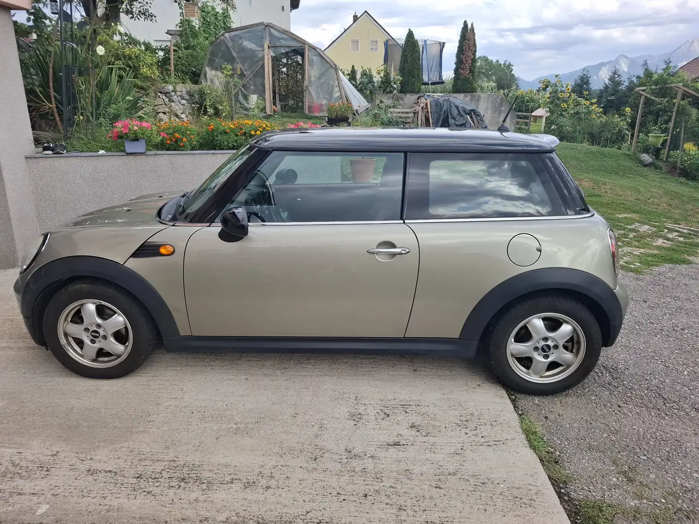 MINI Cooper - 1