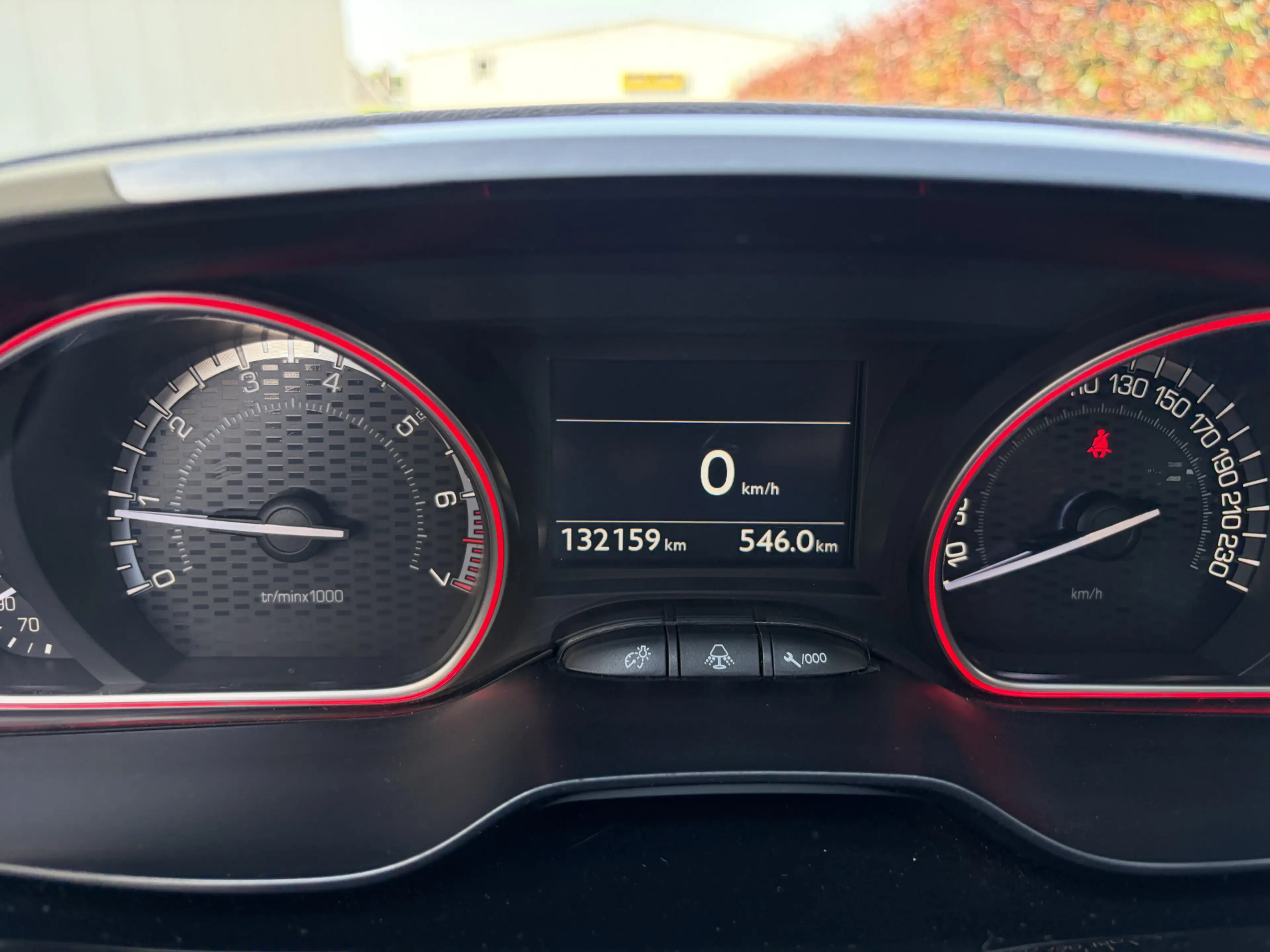 Peugeot 2008 1.2 PureTech GT-line / NAVI / CRUISE / CLIMATE / H — photo 16
