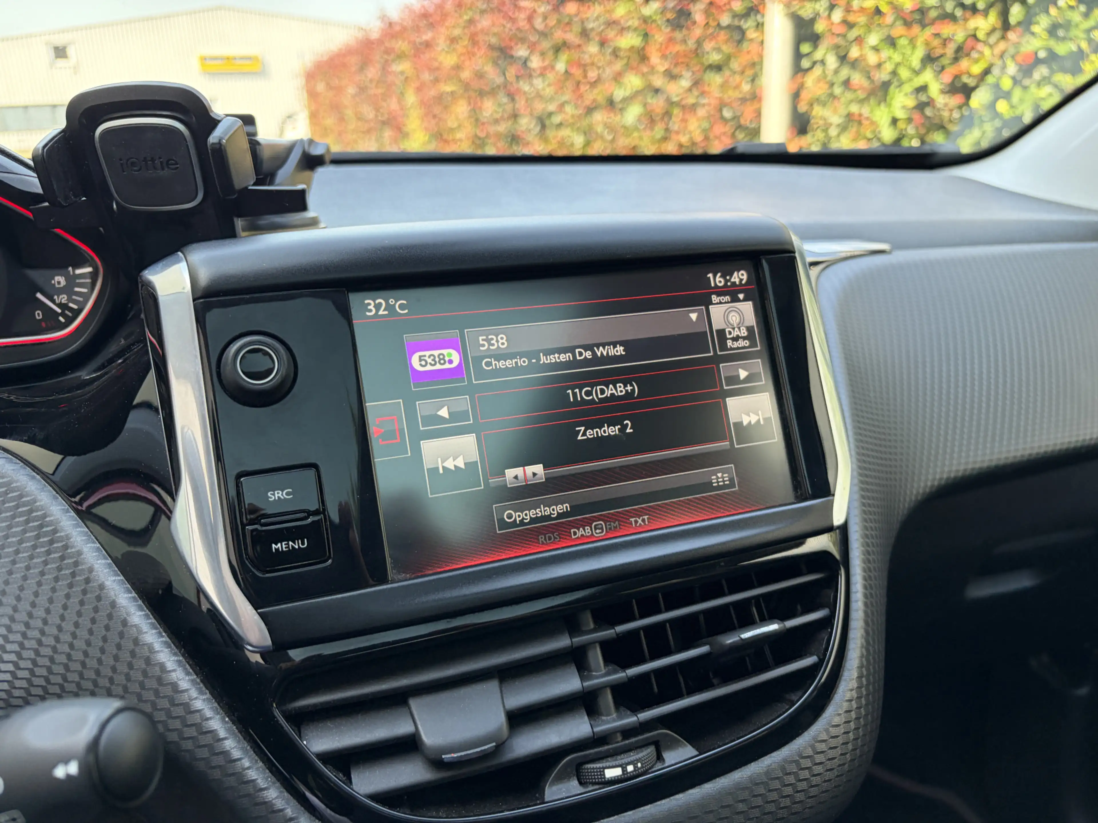 Peugeot 2008 1.2 PureTech GT-line / NAVI / CRUISE / CLIMATE / H — photo 10