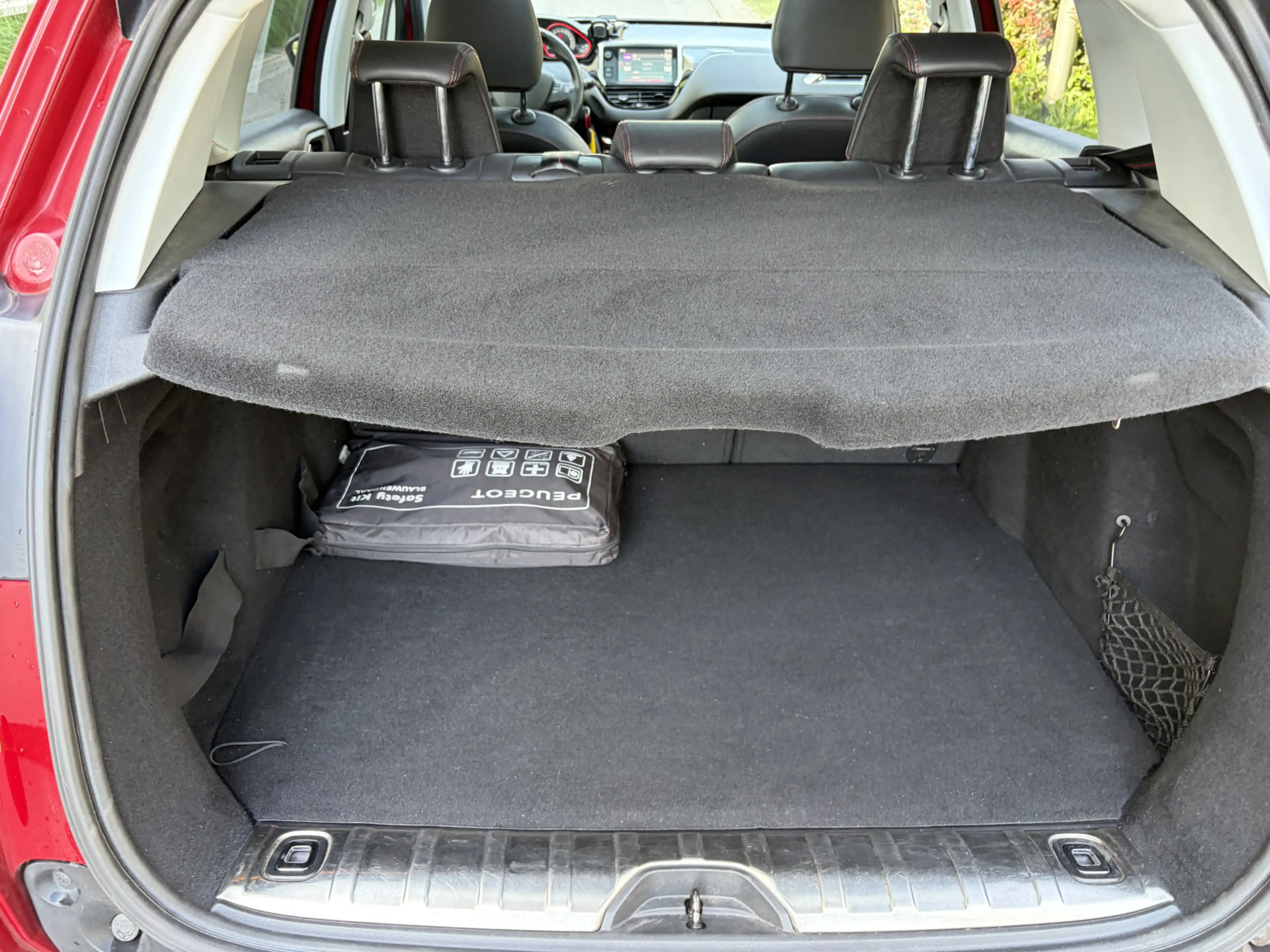 Peugeot 2008 1.2 PureTech GT-line / NAVI / CRUISE / CLIMATE / H — photo 23
