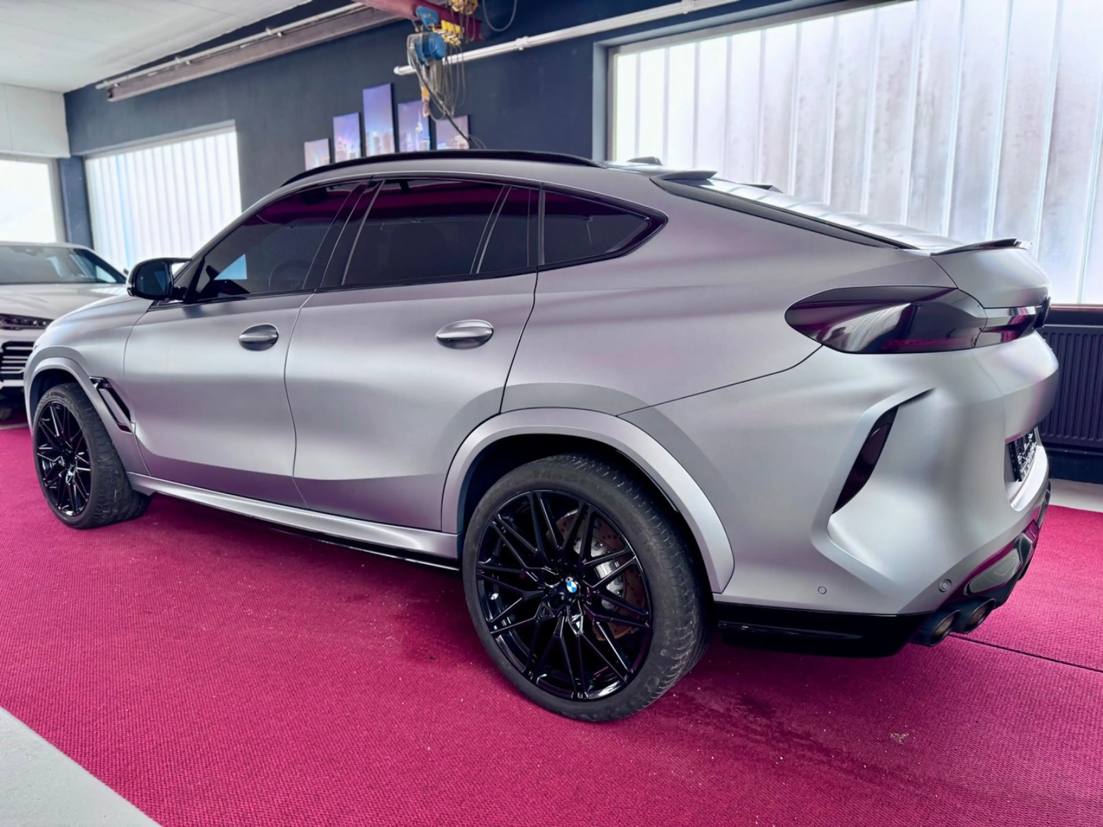 BMW X6 M Competition LCI Bowers Drivers Carbon Pano — photo 9