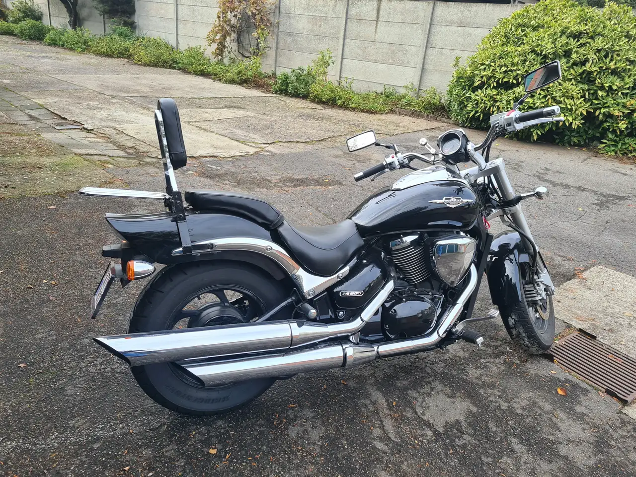 Suzuki VZ 800