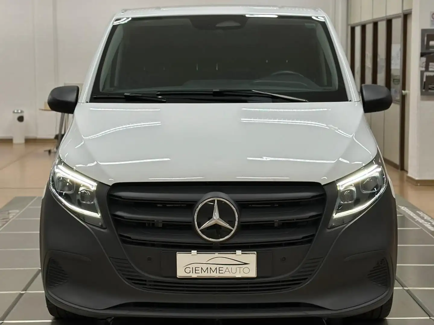 Mercedes-Benz Vito 114 CDI Long Frigo 09/2030 Blanc - 2