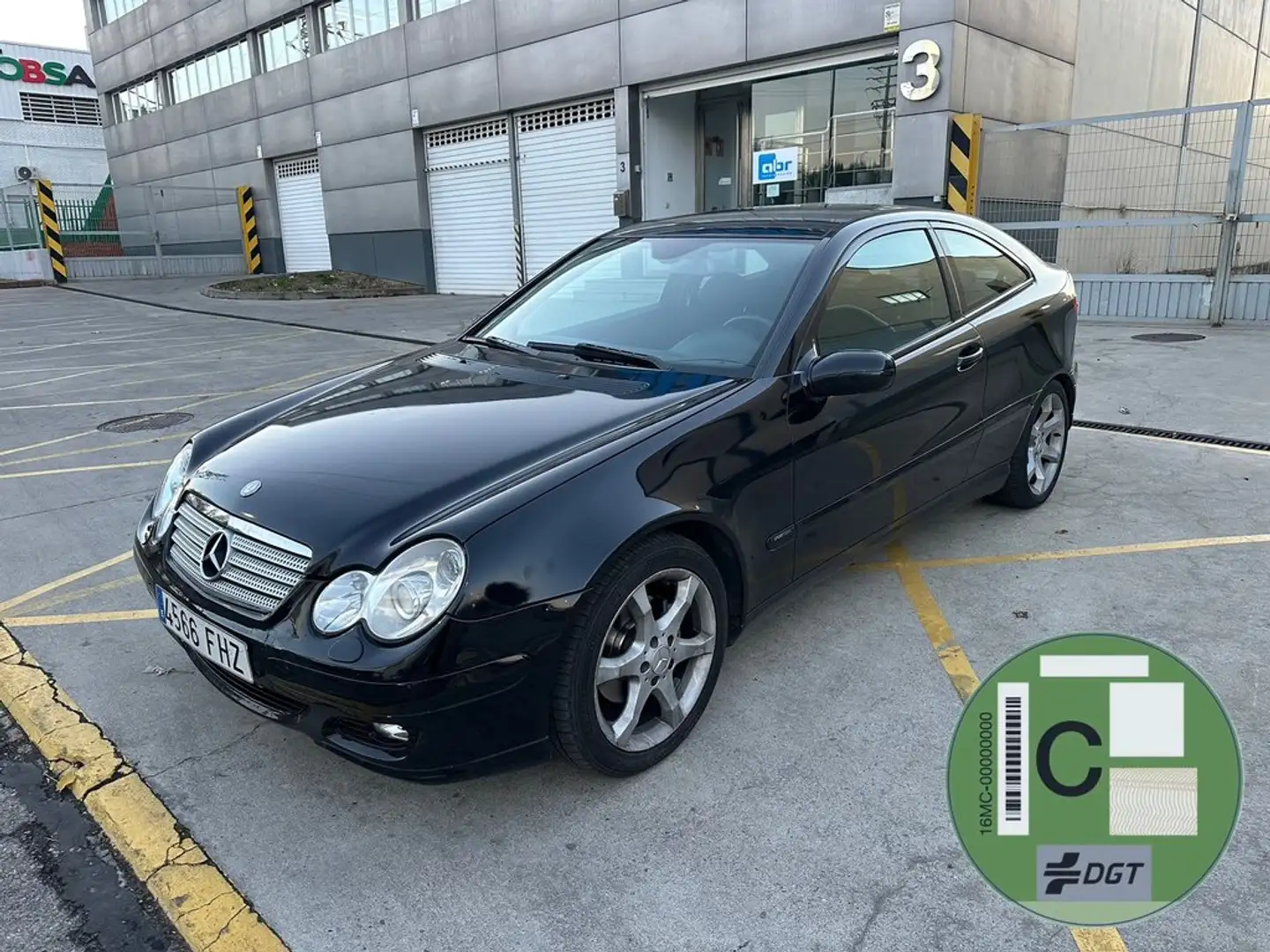 Mercedes-Benz C 180 Mercedes  K SPORTCOUPÉ SPORT EDITION Schwarz - 1