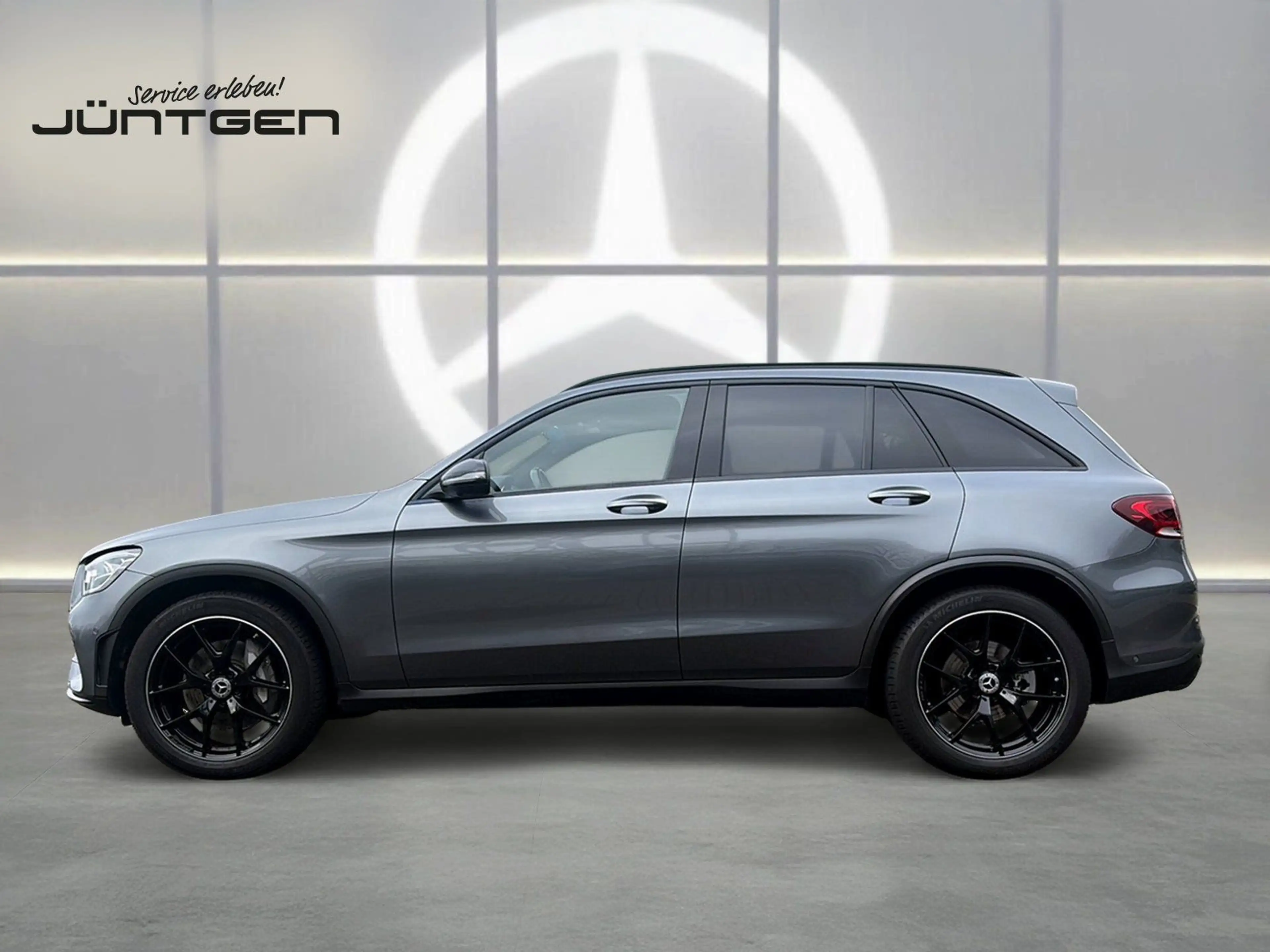 Mercedes-Benz GLC 400 d 4M AMG NIGHT PANO 360° MEMORY HUD AMBI — photo 6
