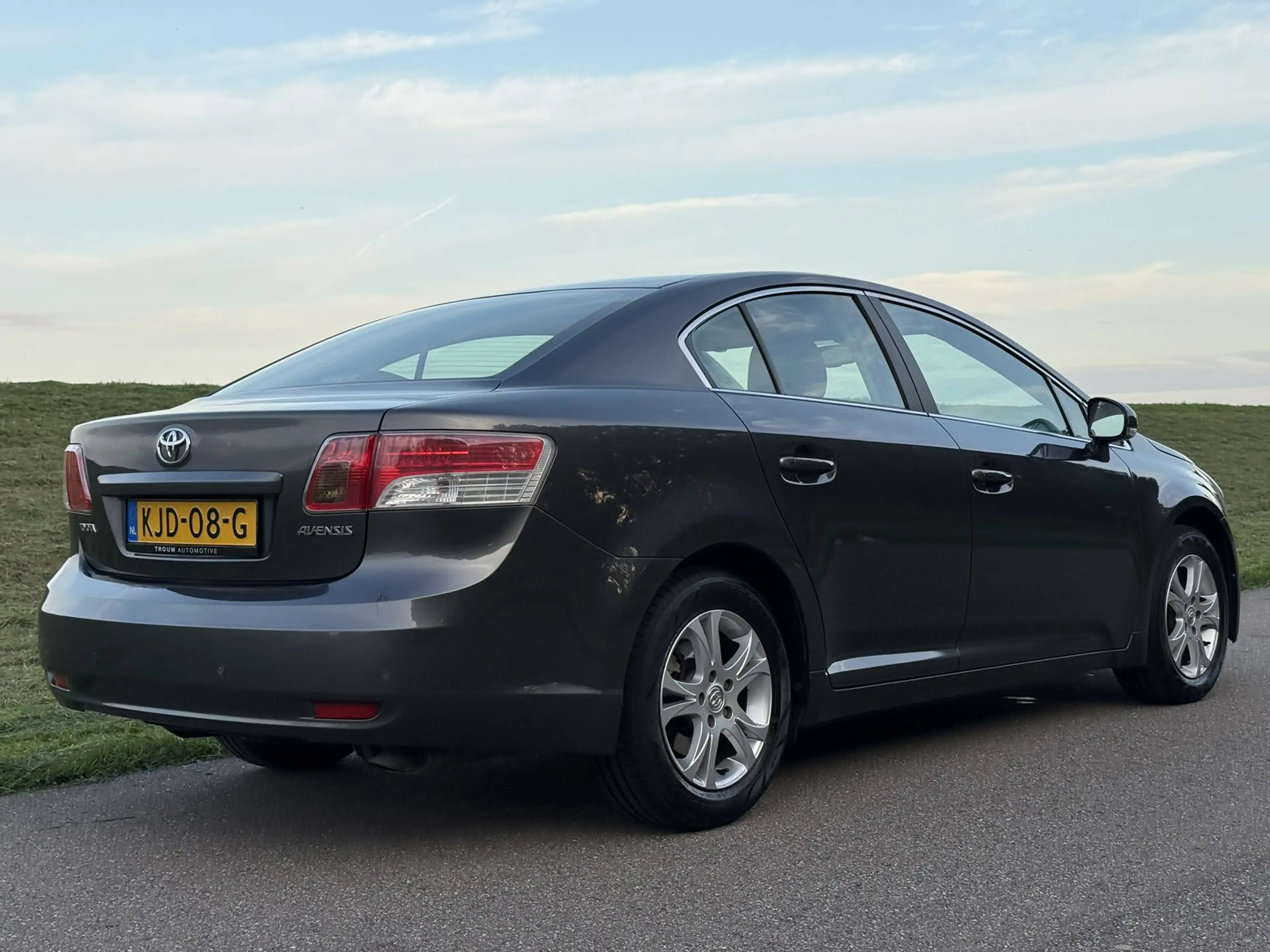 Toyota Avensis 1.8 VVTi Business | Navi | Automaat | Leder | Blue — photo 4