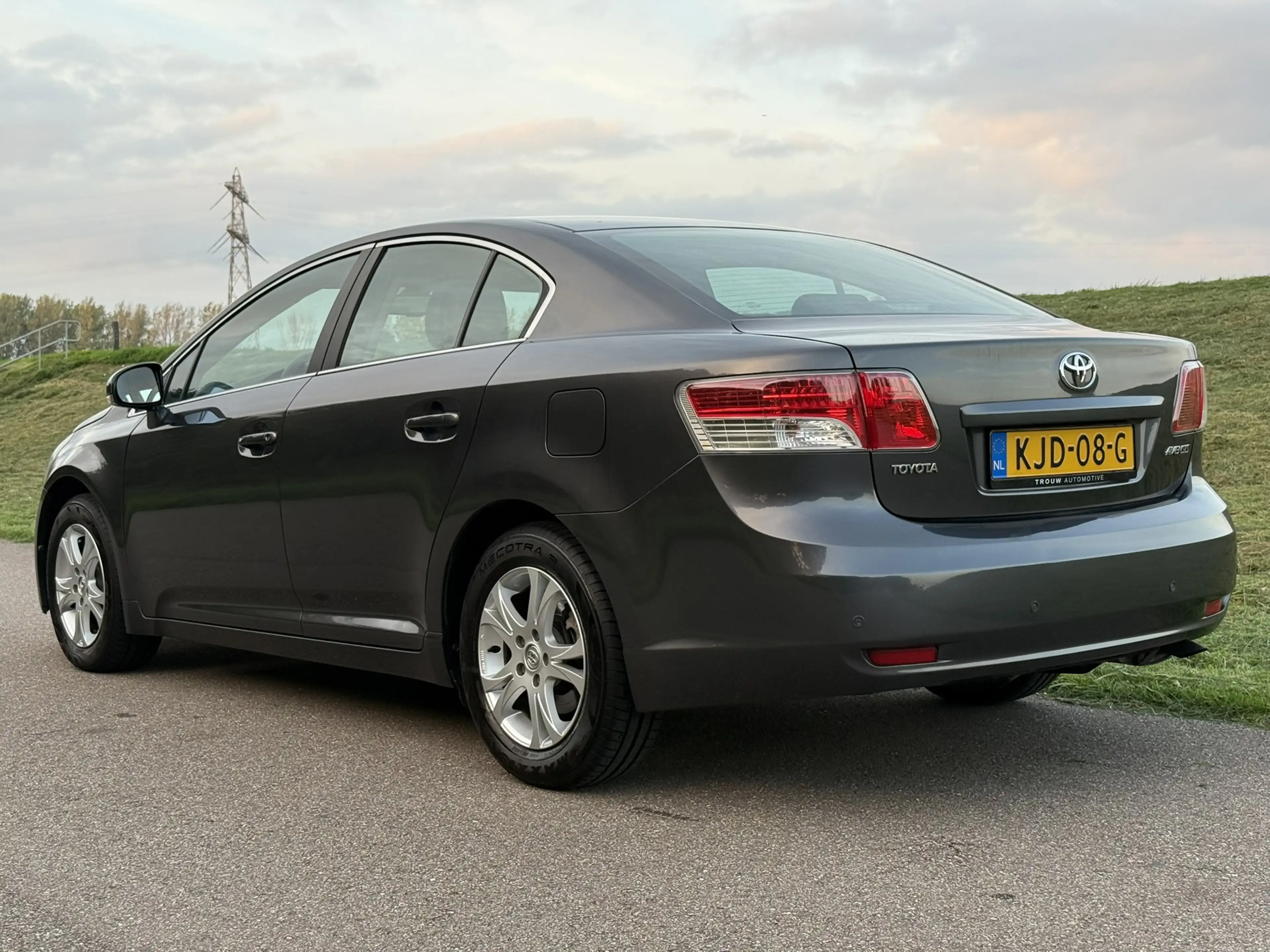 Toyota Avensis 1.8 VVTi Business | Navi | Automaat | Leder | Blue — photo 2