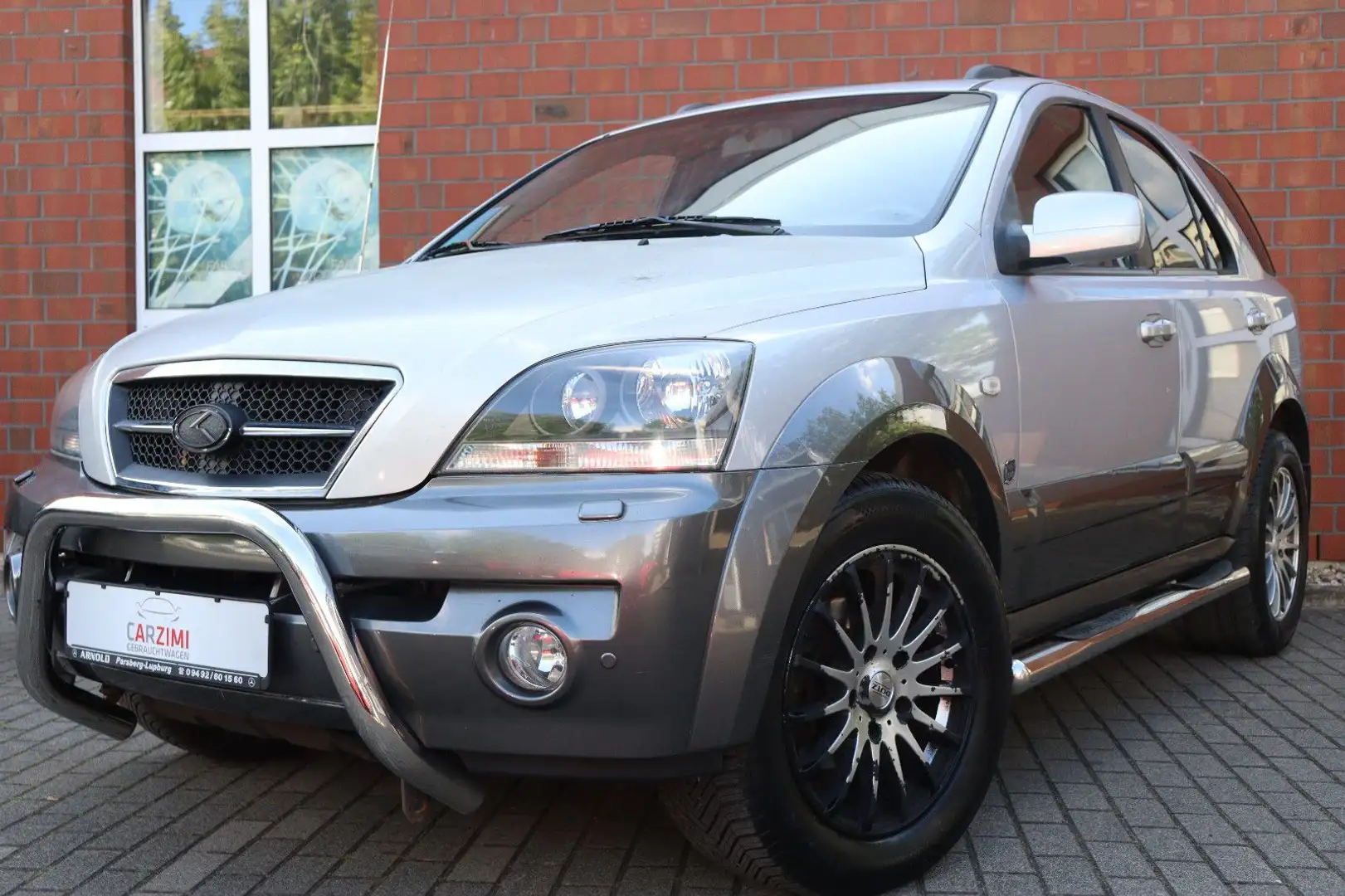 Kia Sorento 2.5 CRDi EX 4x4 Leder Automatik AHK Grau - 1