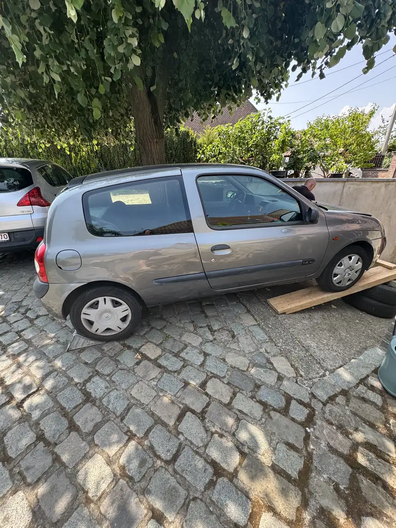 Renault Clio 1.4i 16v Dynamique - 2