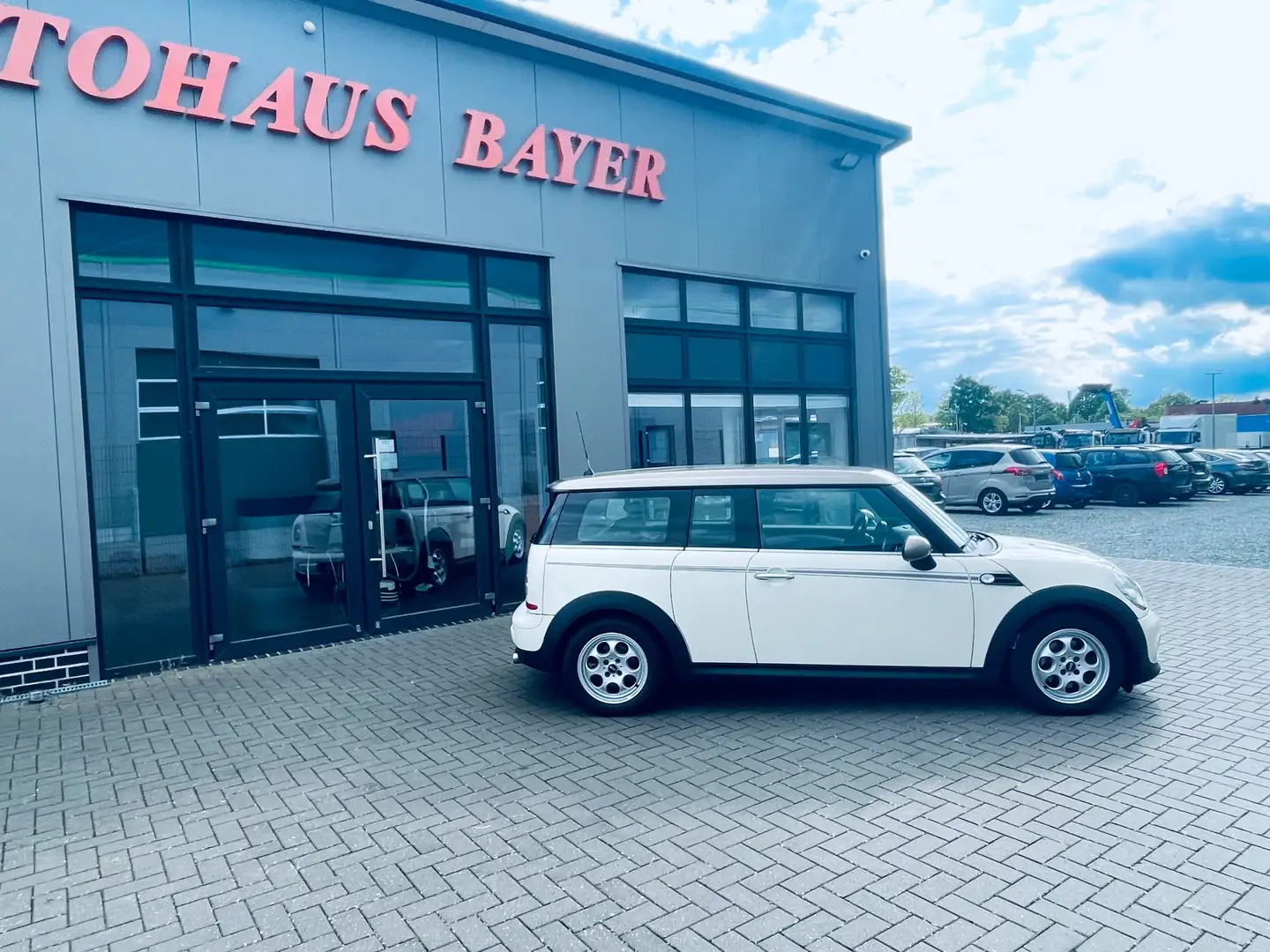 MINI Cooper Clubman Cooper Weiß - 2