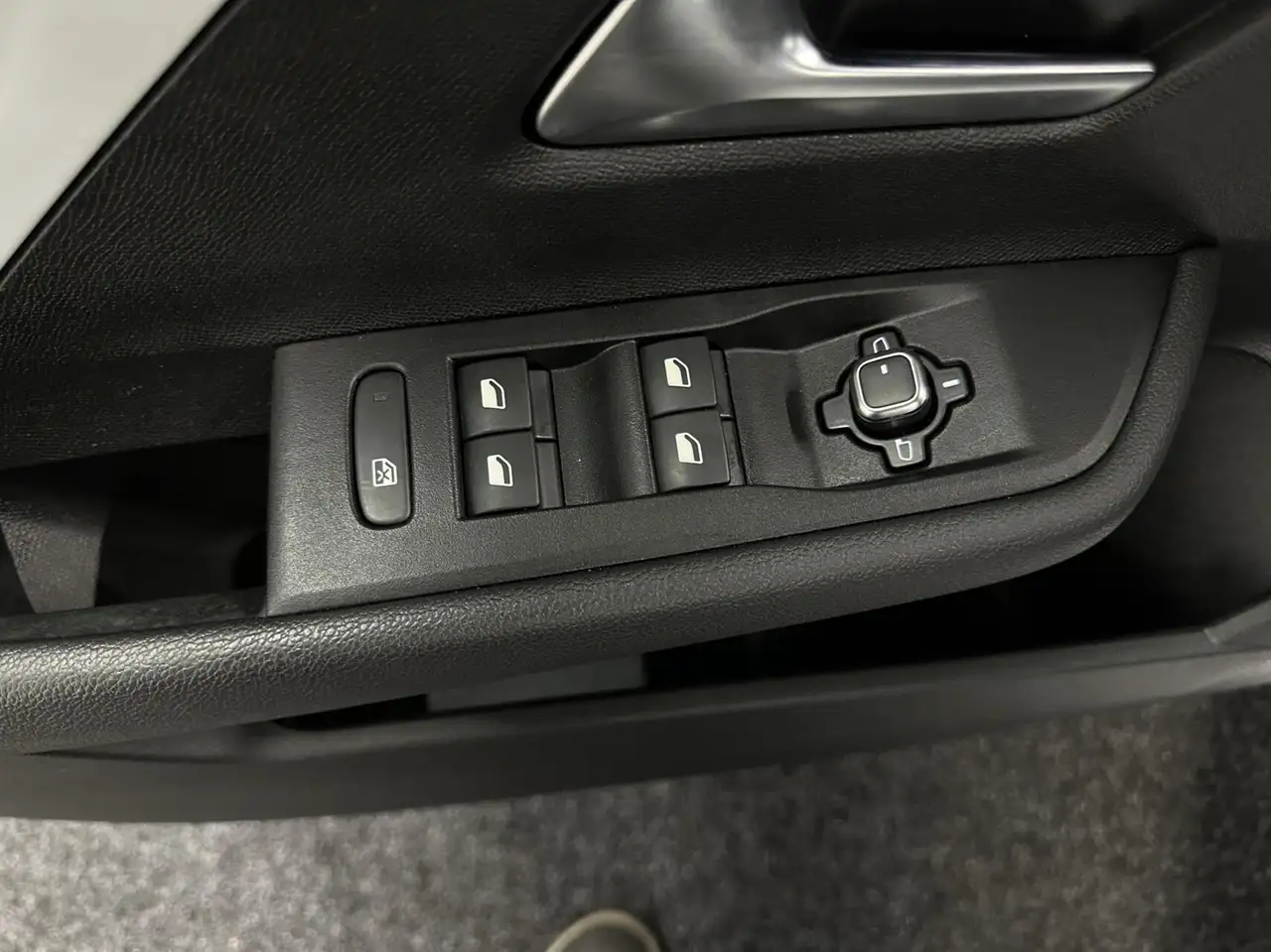 Opel Astra 1.2 Edition CARPLAY CRUISE NAVIGATIE LM, миниатюра 15