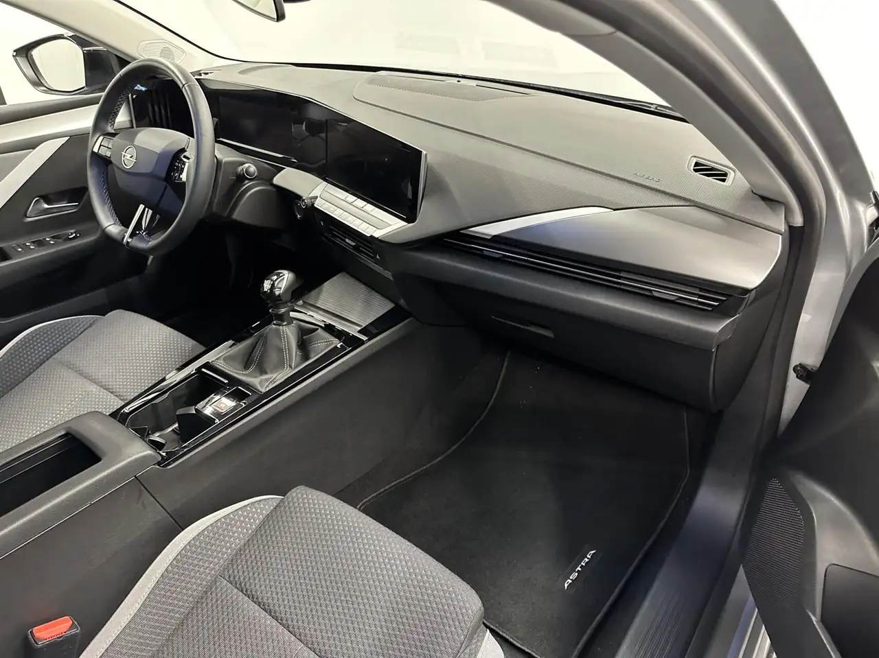 Opel Astra 1.2 Edition CARPLAY CRUISE NAVIGATIE LM, миниатюра 11