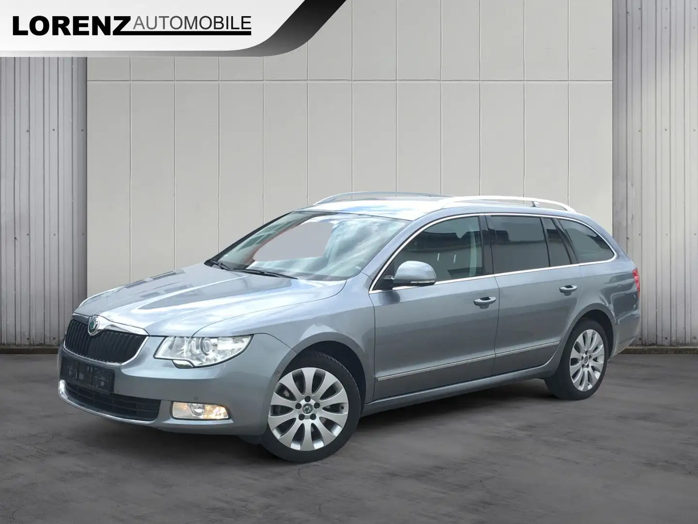 Skoda Superb 2.0 TDI+AHK+BiXenon+ISOFIX+Navi+2.Hand Grau - 1
