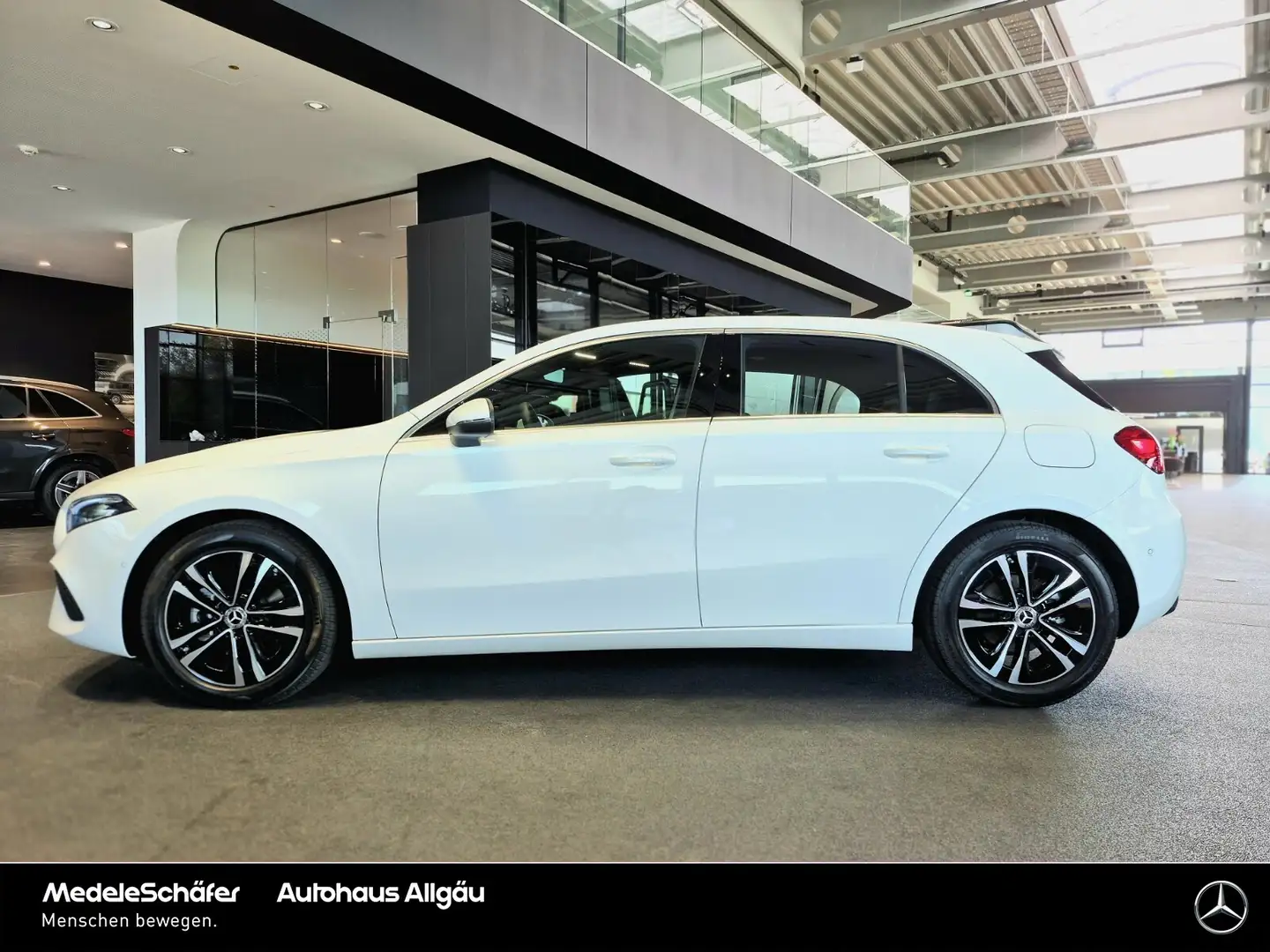 Mercedes-Benz A 180 A 180 Progressive Kamera LED Vorr.-Distronic Park Blanc - 2