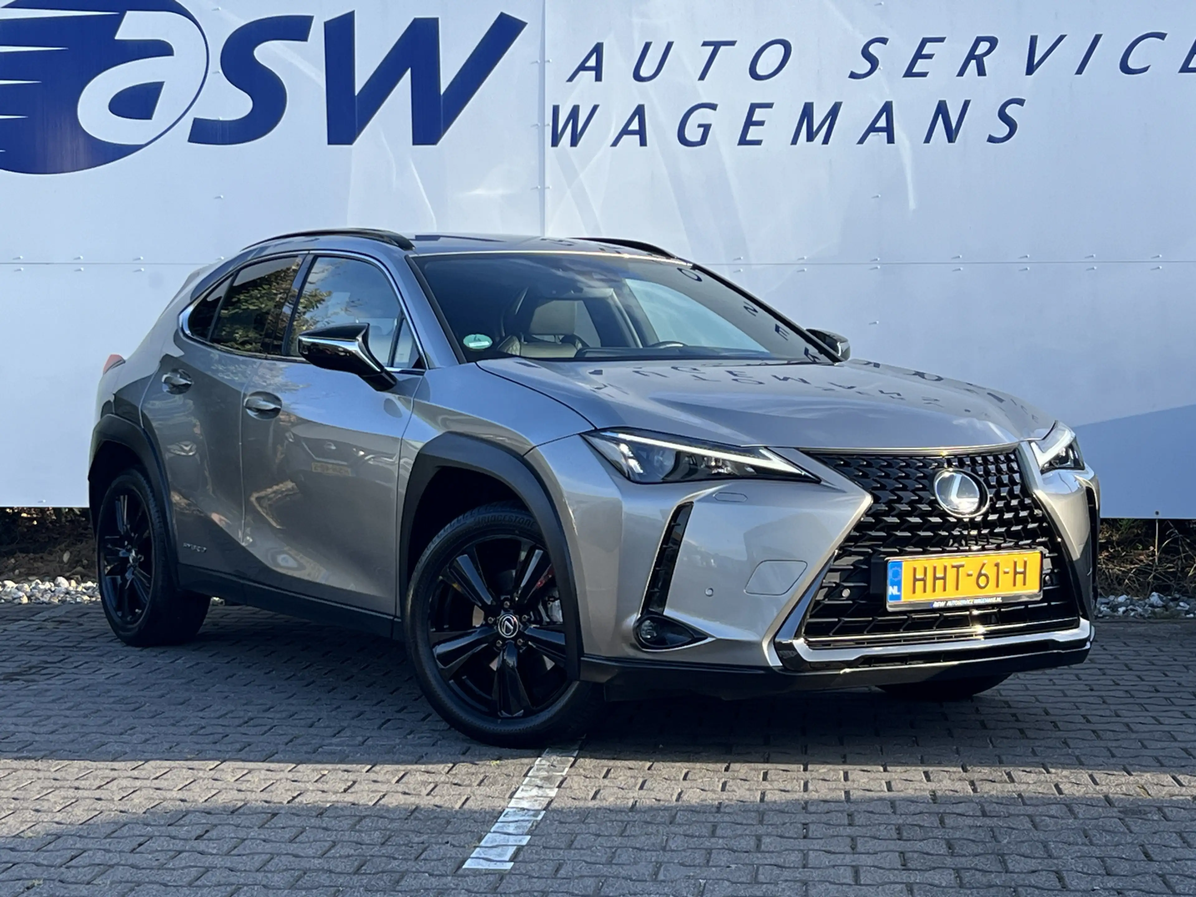 Lexus UX 250h Style+ Edition | ACC | Carplay | LED | 18 inch — photo 3