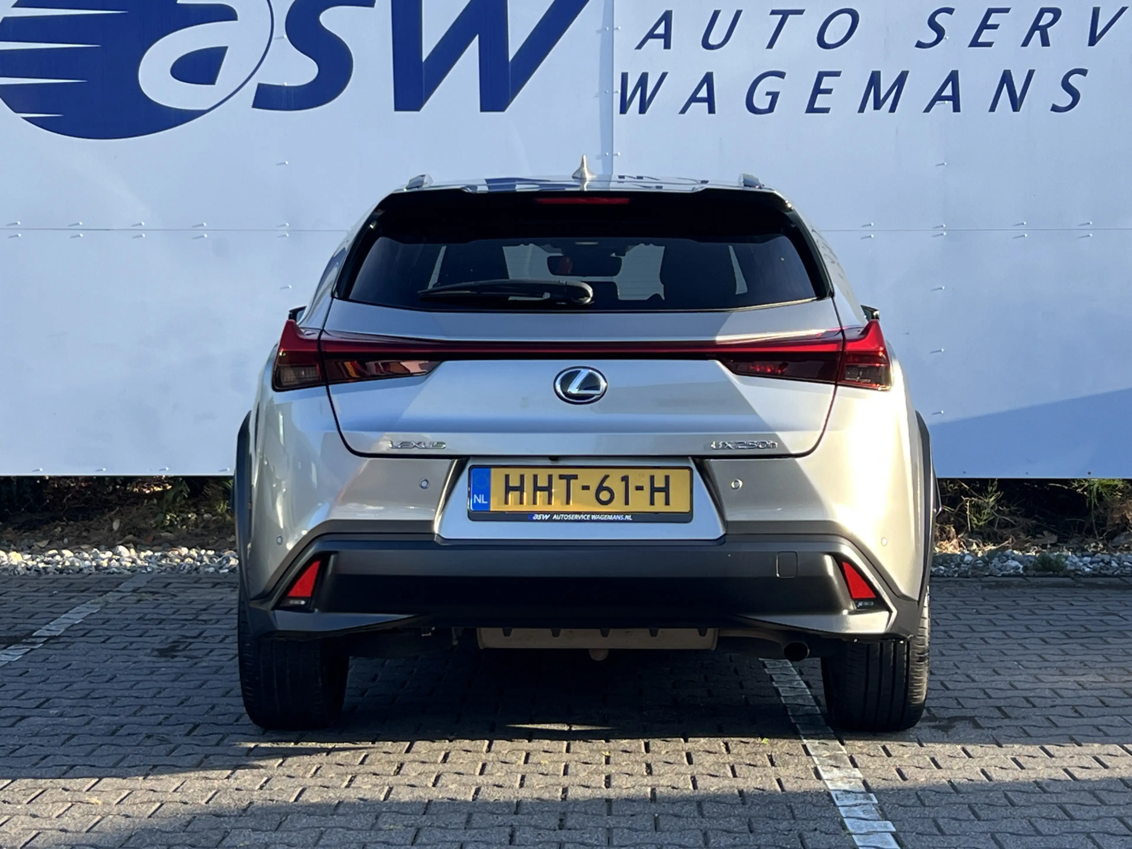 Lexus UX 250h Style+ Edition | ACC | Carplay | LED | 18 inch — photo 6