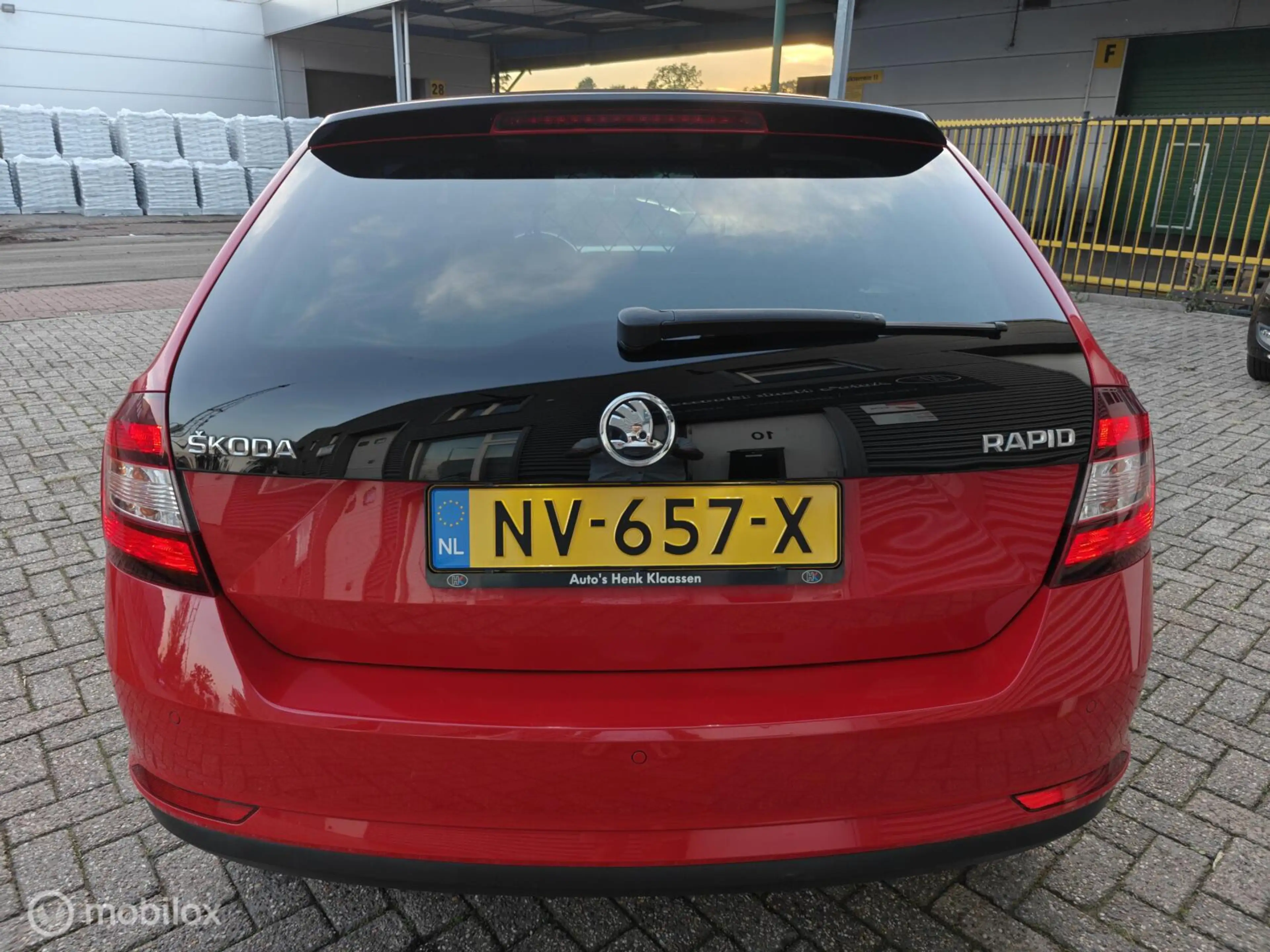 Skoda Rapid/Spaceback 1.2TSi DSG7 AUTOMAAT GT CLIMA PDC Pano — photo 6