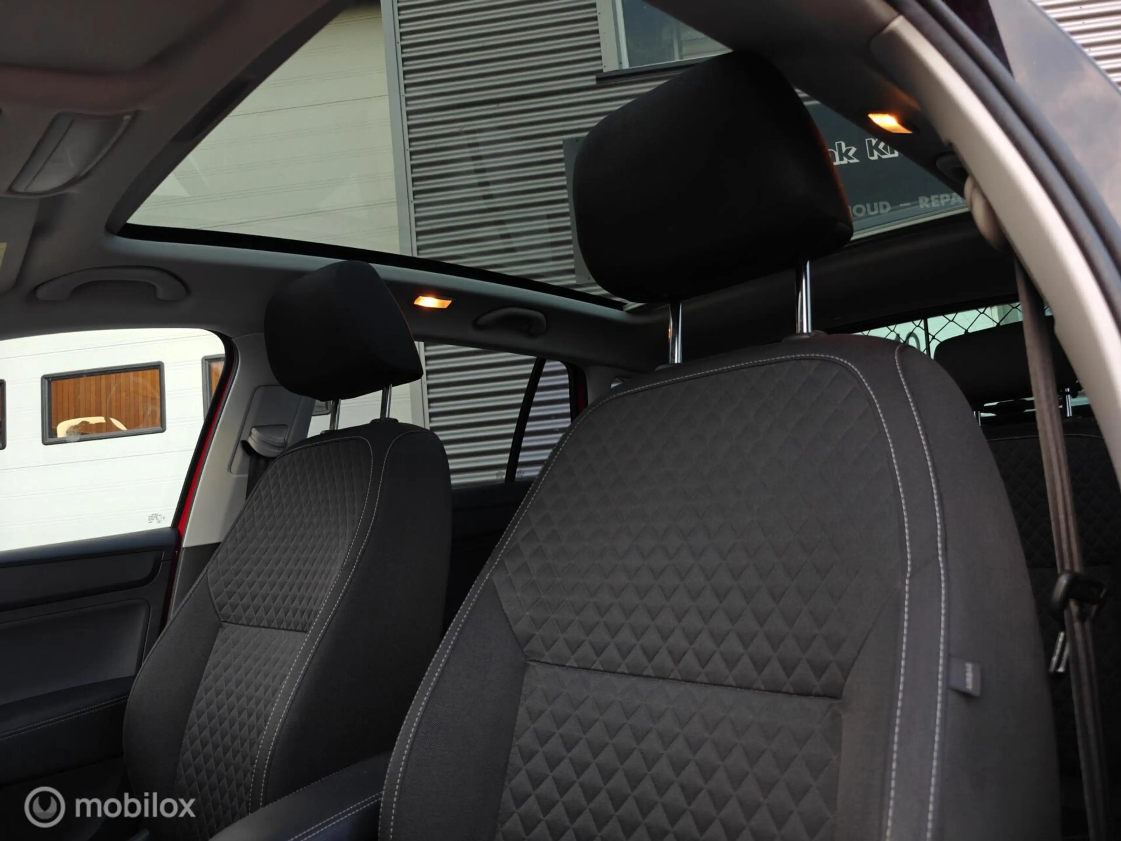 Skoda Rapid/Spaceback 1.2TSi DSG7 AUTOMAAT GT CLIMA PDC Pano — photo 18