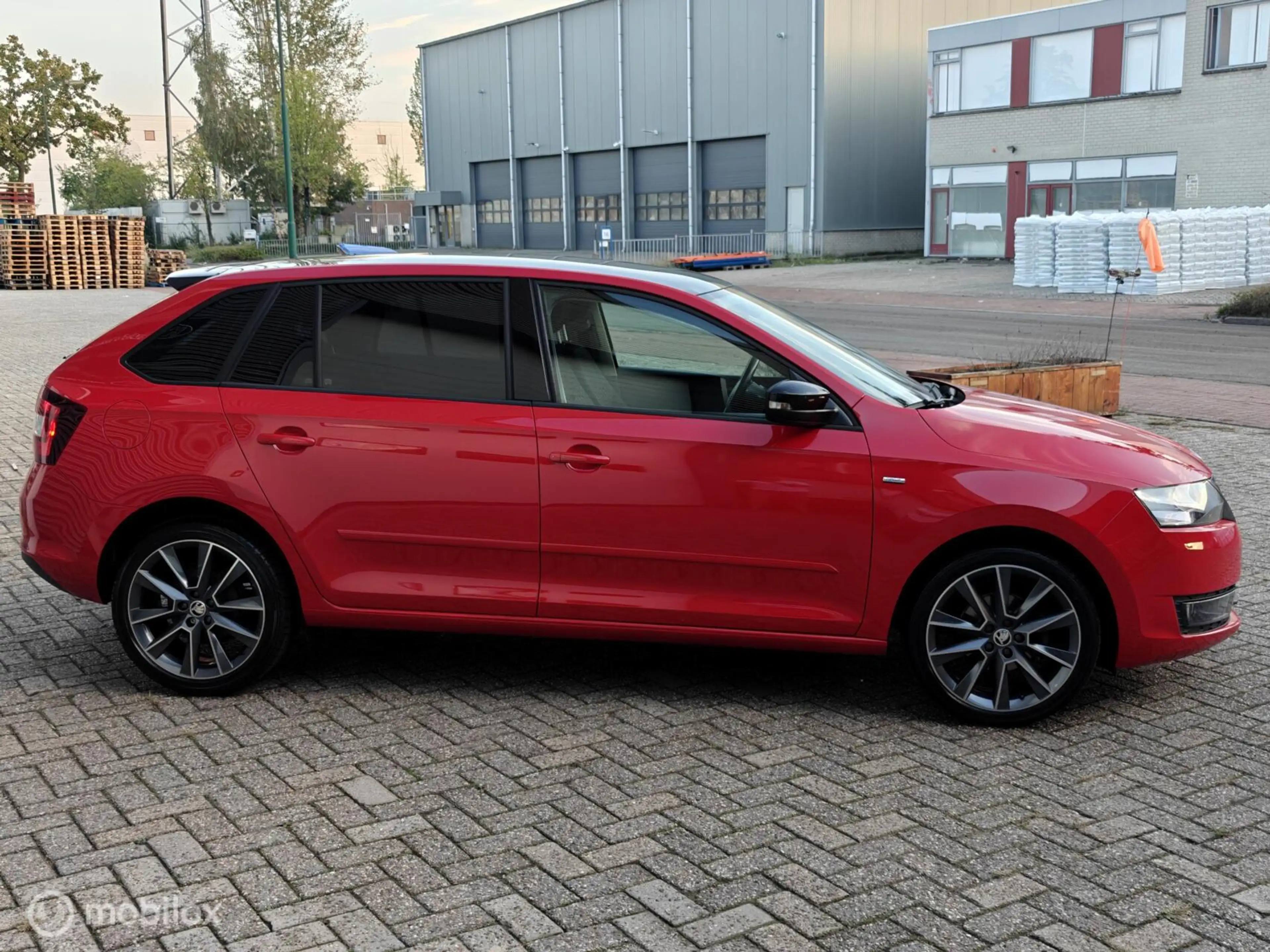 Skoda Rapid/Spaceback 1.2TSi DSG7 AUTOMAAT GT CLIMA PDC Pano — photo 4