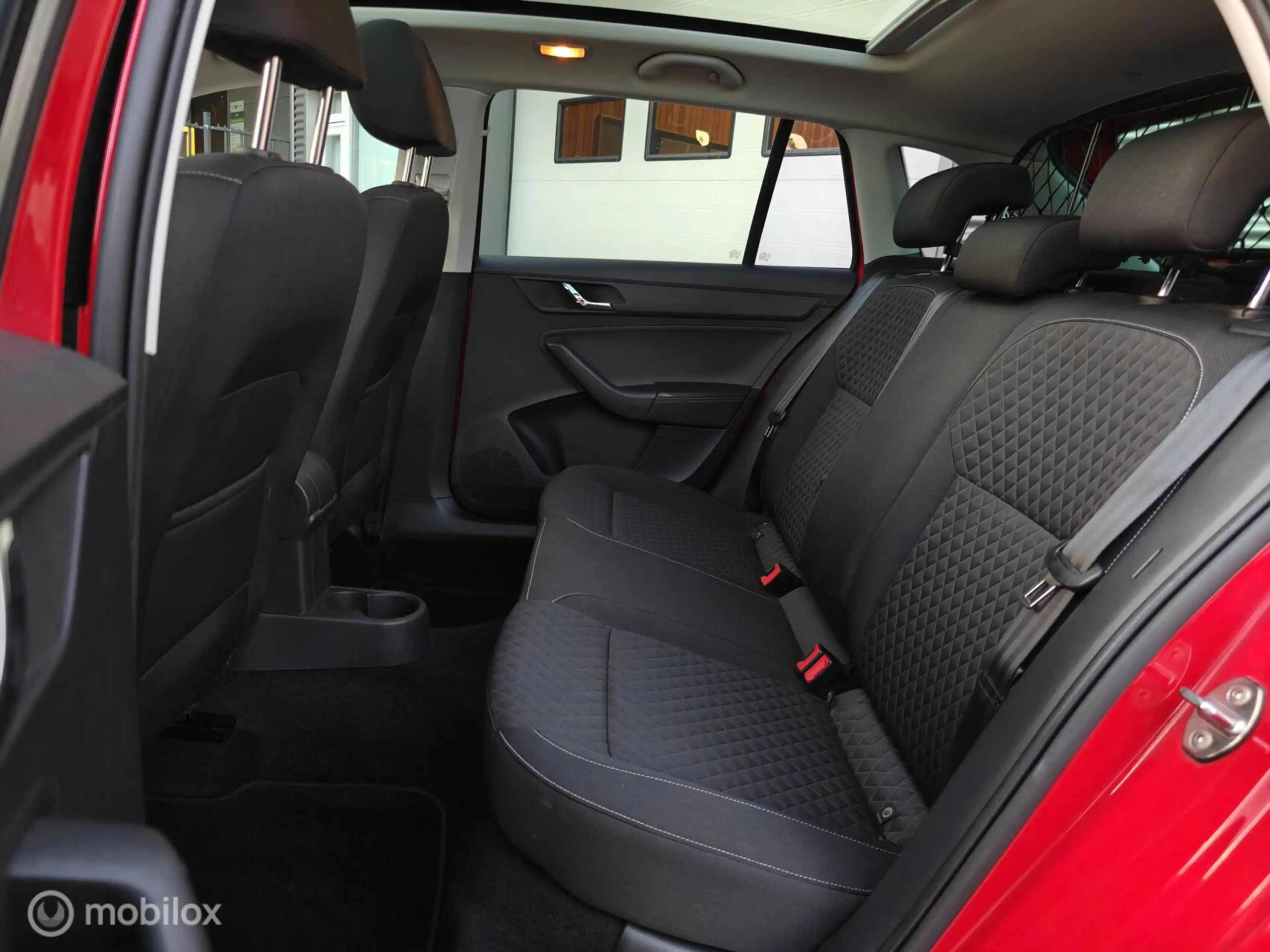 Skoda Rapid/Spaceback 1.2TSi DSG7 AUTOMAAT GT CLIMA PDC Pano — photo 15