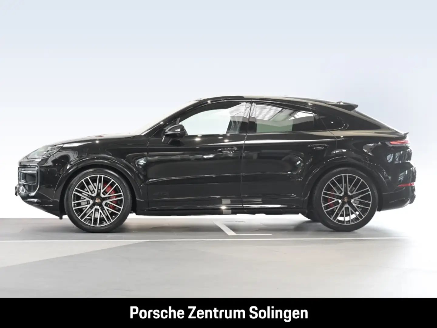 Porsche Cayenne GTS Coupe Matrix HeadUp Burmester Beifahrer Inno Schwarz - 2