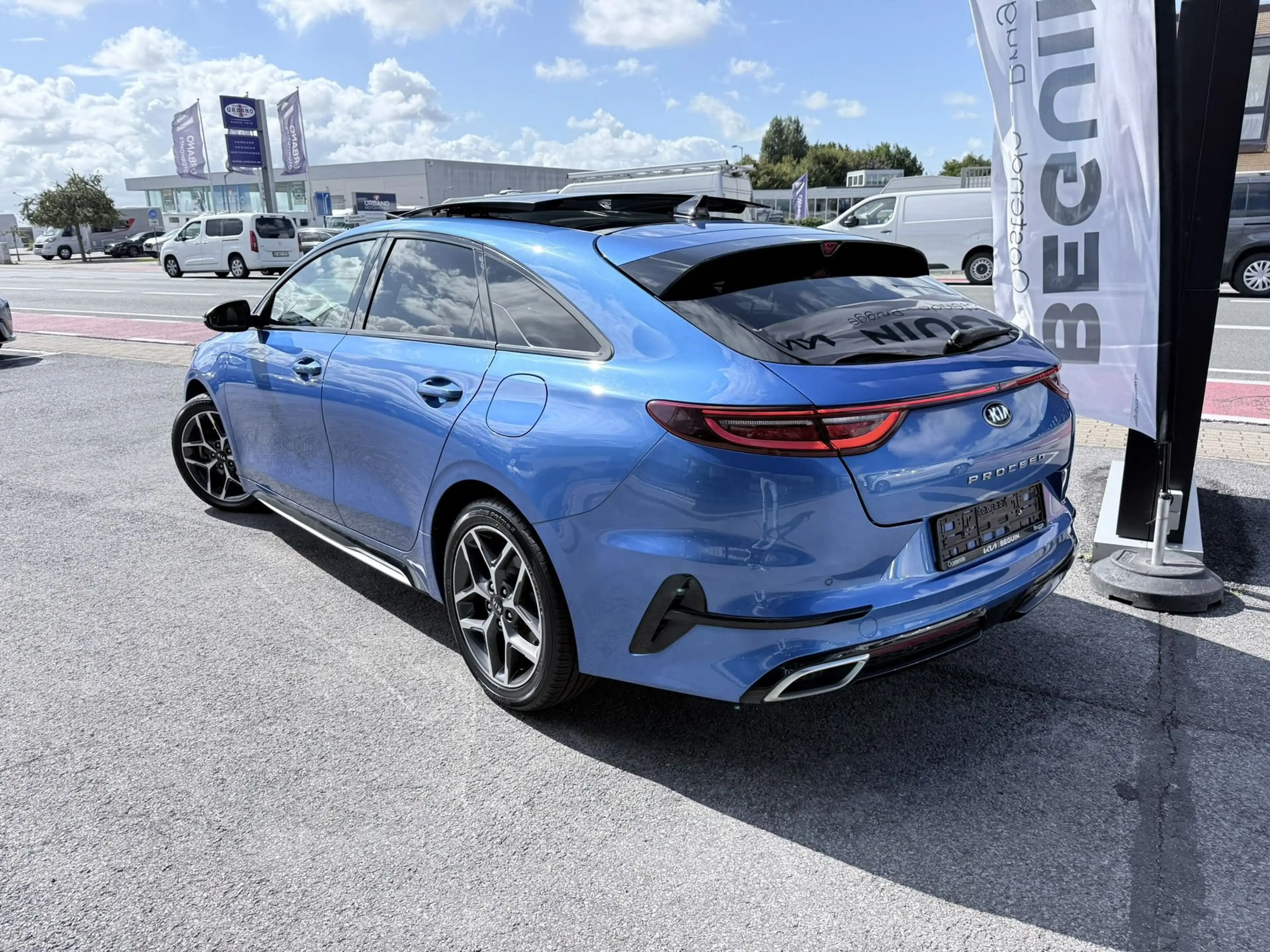 Kia ProCeed / pro_cee'd T-GDi GT Line ISG — photo 2