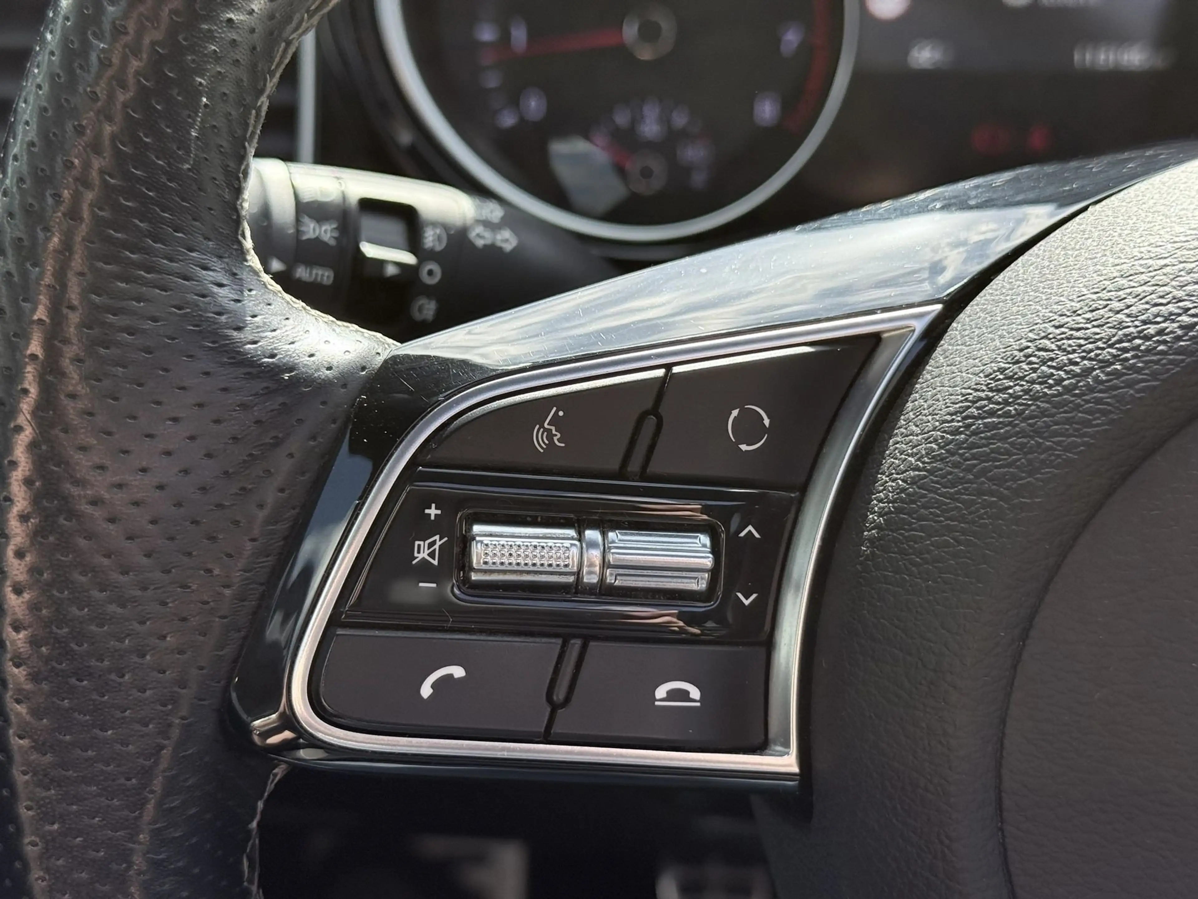 Kia ProCeed / pro_cee'd T-GDi GT Line ISG — photo 11