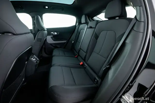 Polestar 2 view 7