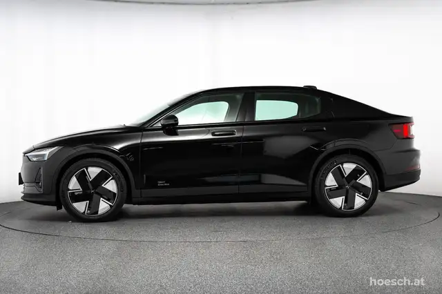 Polestar 2 view 3