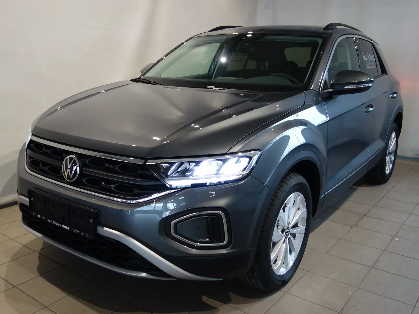 Volkswagen T-Roc Friends TSI - 1