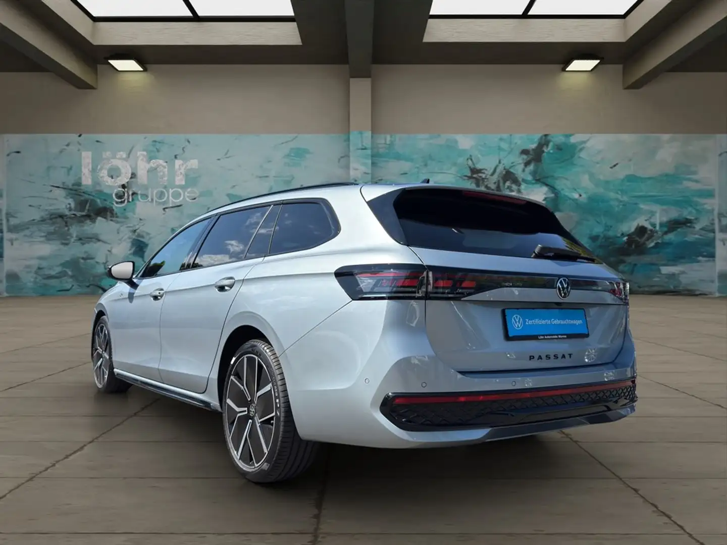 Volkswagen Passat Variant 2.0 TDI R-line *AHK*HEAD-UP*MATRIX-LED*NAVI* Silber - 2