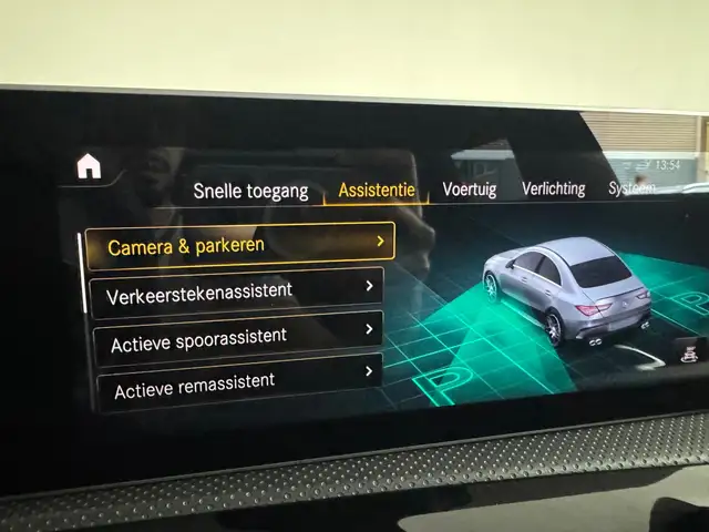 Mercedes-Benz CLA view 25