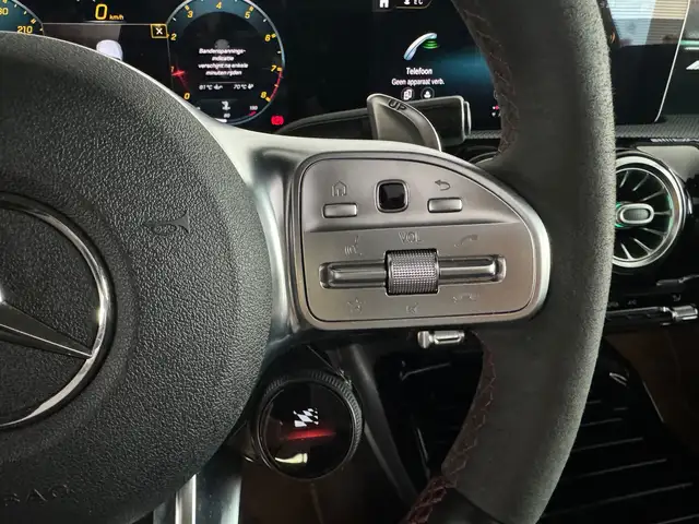 Mercedes-Benz CLA view 12