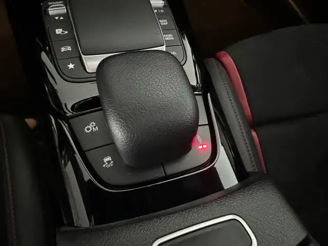 Mercedes-Benz CLA view 14