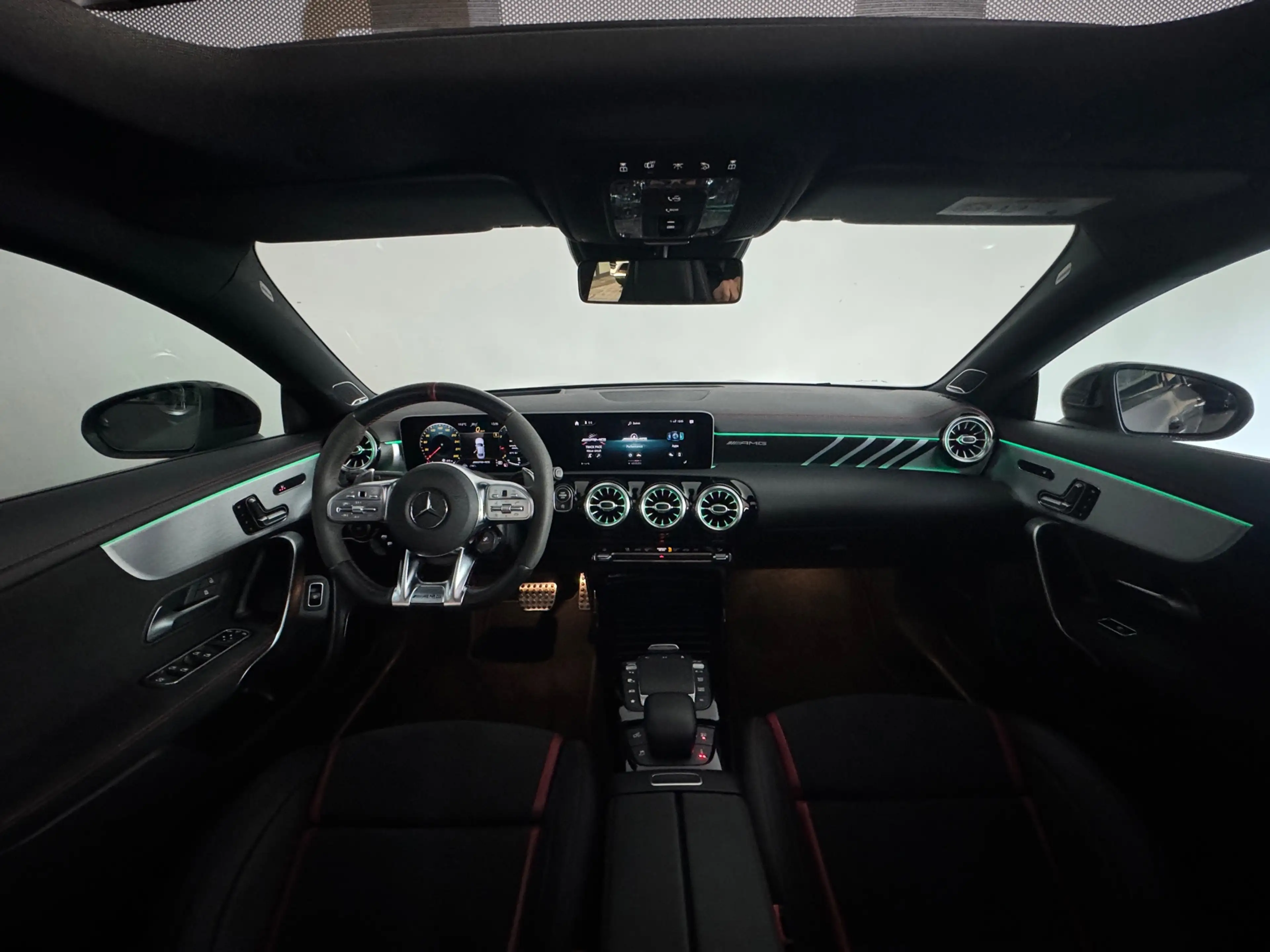 Mercedes-Benz CLA 45 AMG S 4MATIC+ Pano|Memory|Magno|Burmester|Sfeer — photo 37