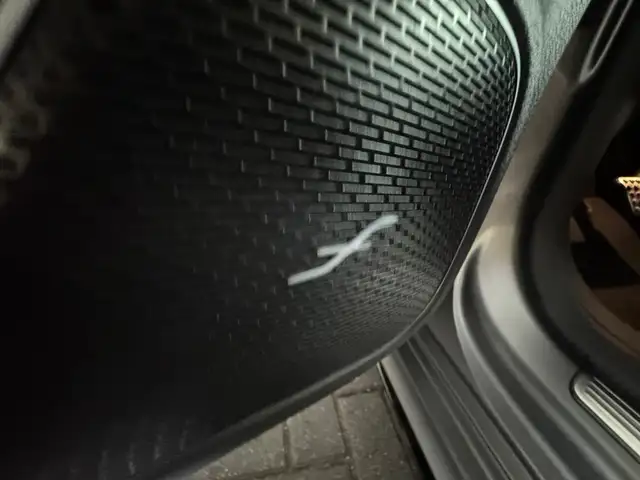 Mercedes-Benz CLA view 17