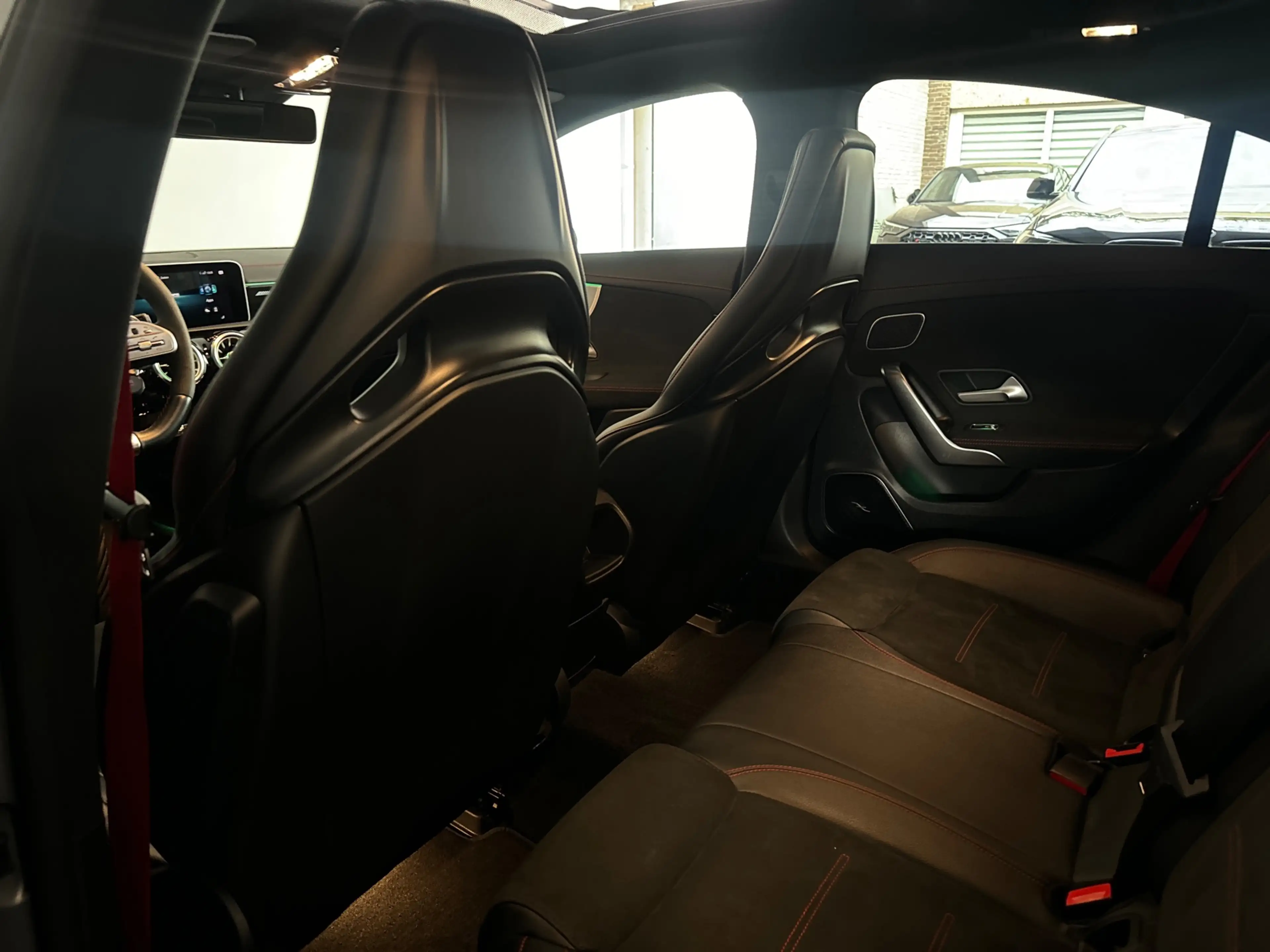 Mercedes-Benz CLA 45 AMG S 4MATIC+ Pano|Memory|Magno|Burmester|Sfeer — photo 36